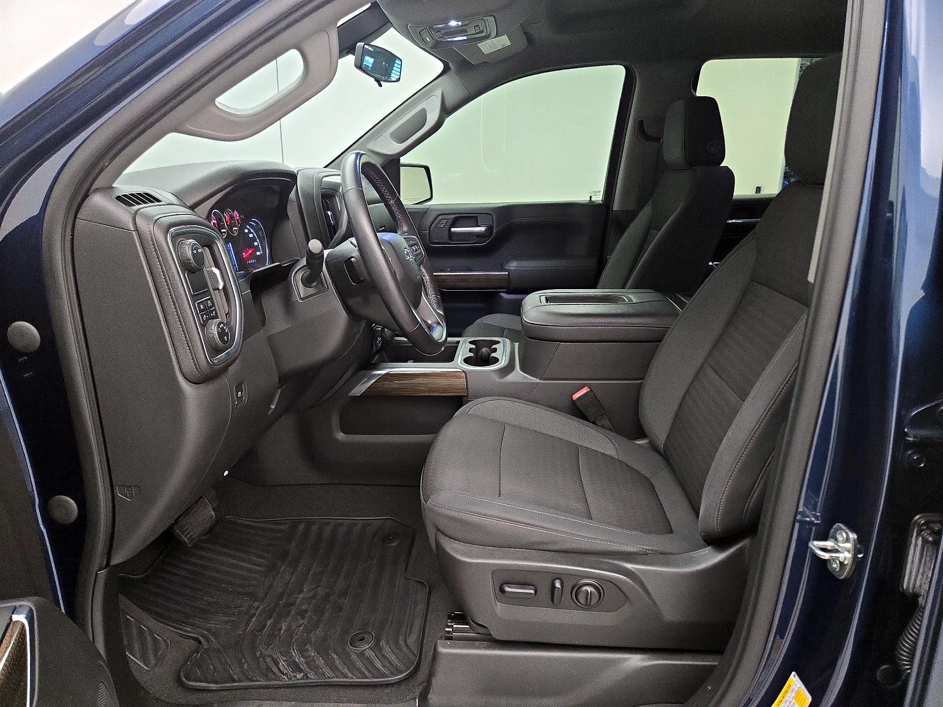 Thumbnail: 2021 Chevrolet Silverado 1500 - 11