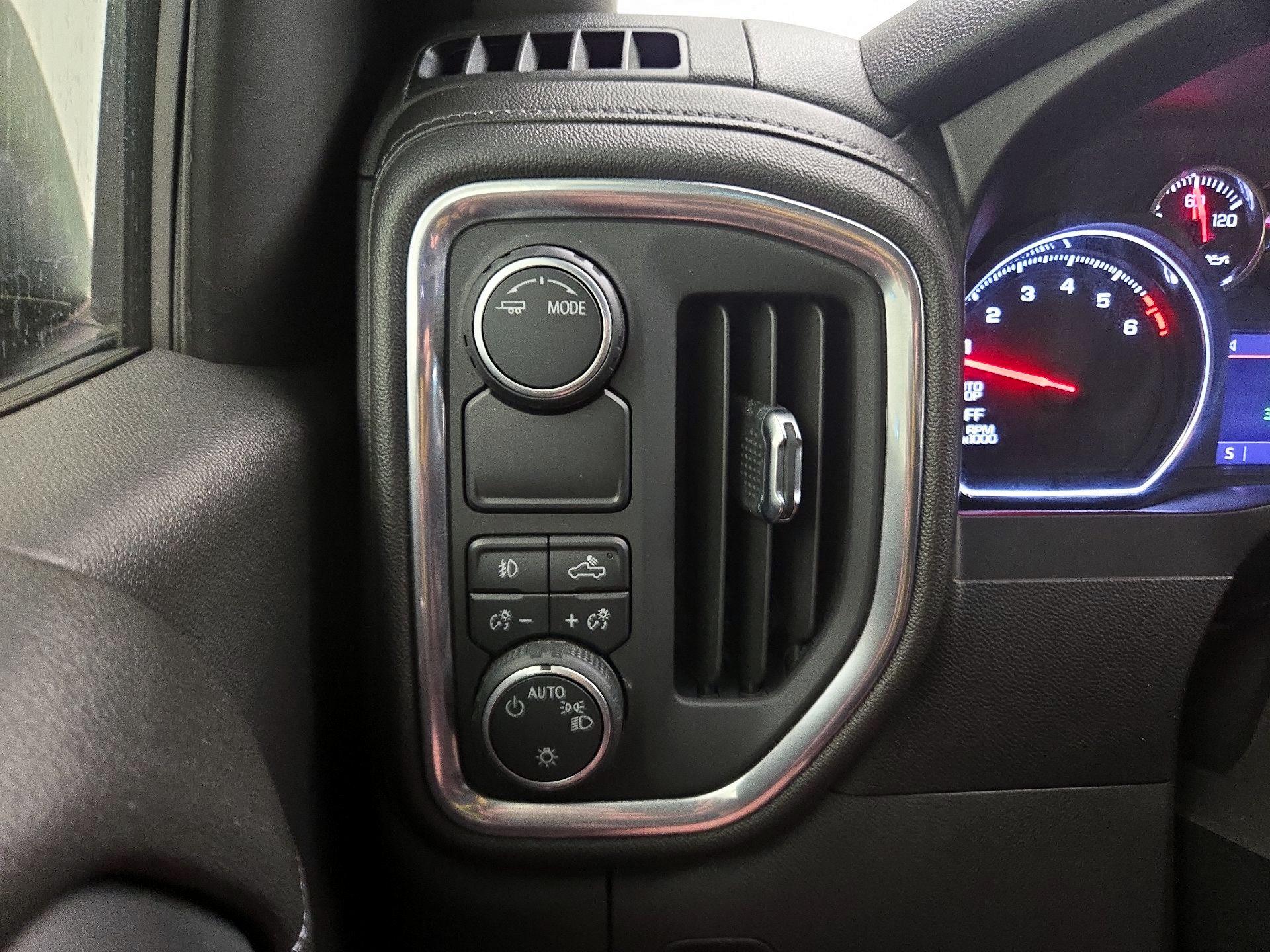 Thumbnail: 2021 Chevrolet Silverado 1500 - 13