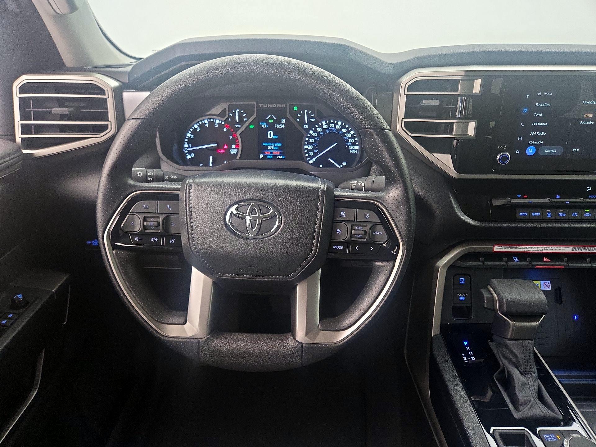 Thumbnail: 2024 Toyota Tundra - 10