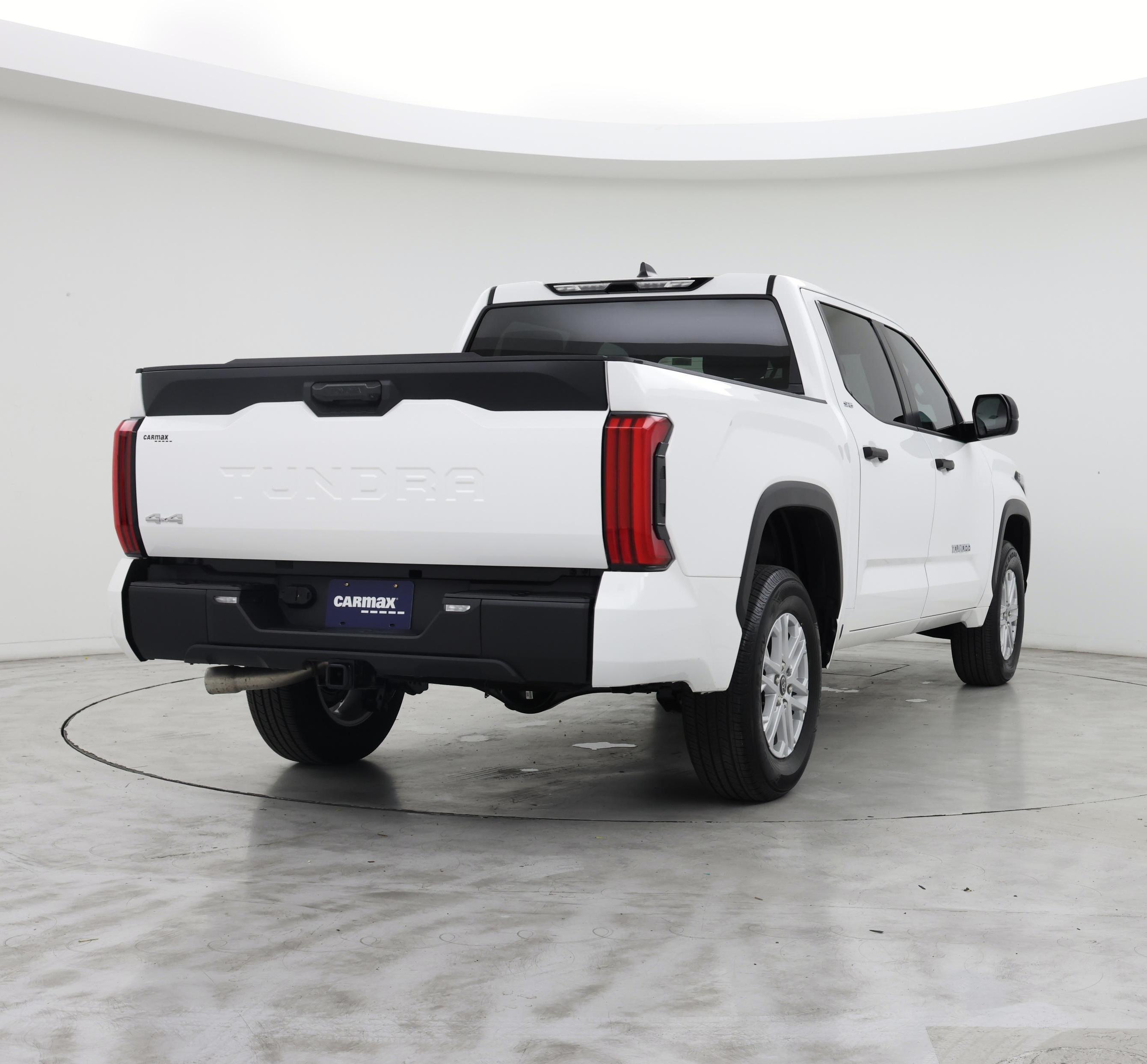 Thumbnail: 2024 Toyota Tundra - 8