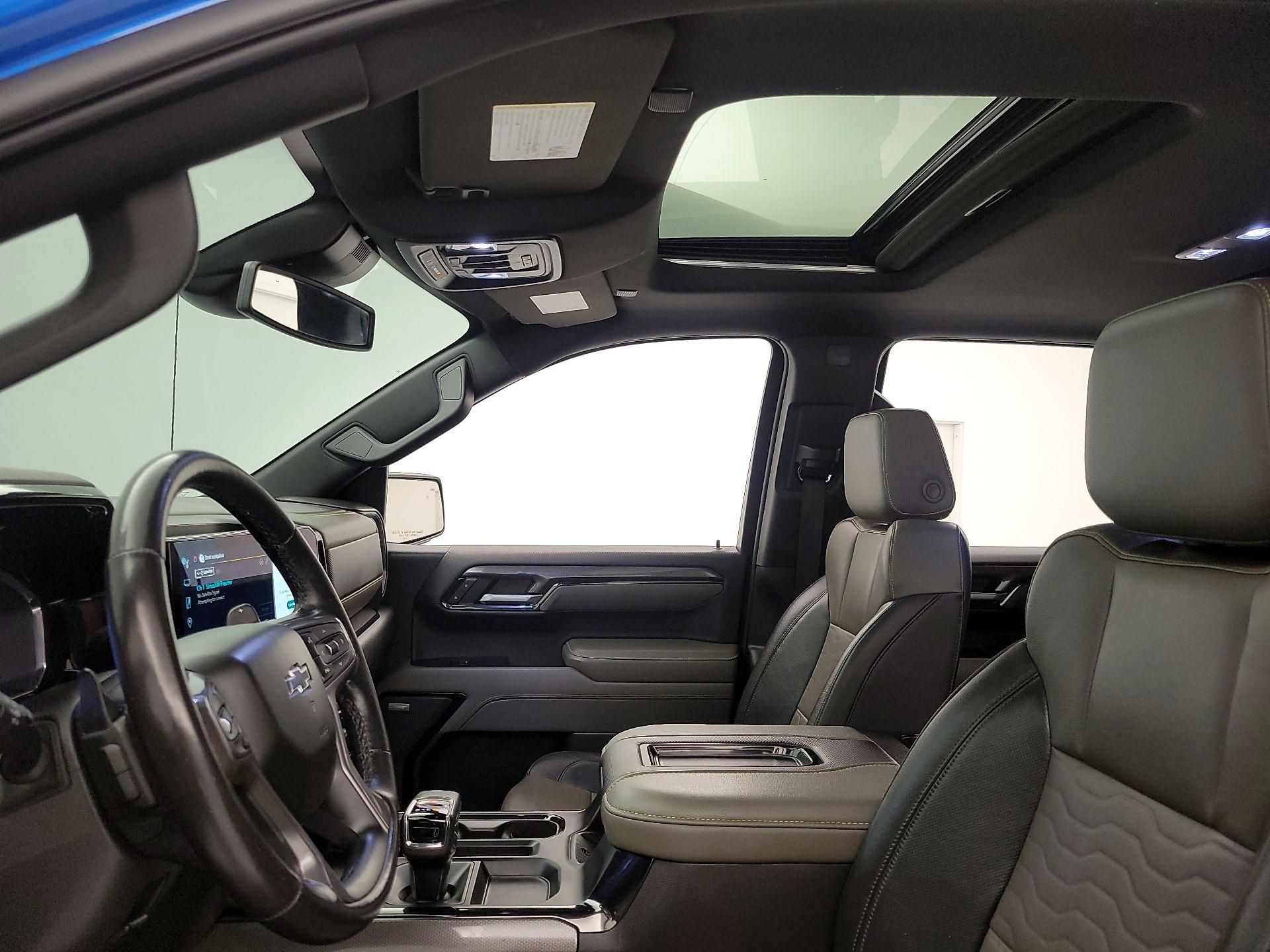 Thumbnail: 2022 Chevrolet Silverado 1500 - 19