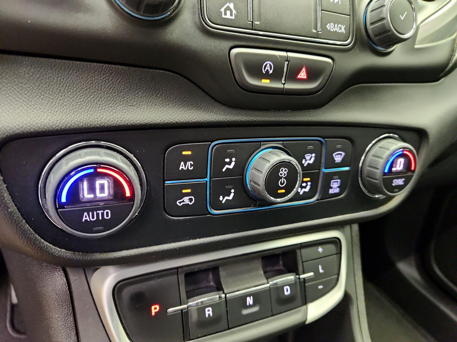 Thumbnail: 2024 GMC Terrain - 16