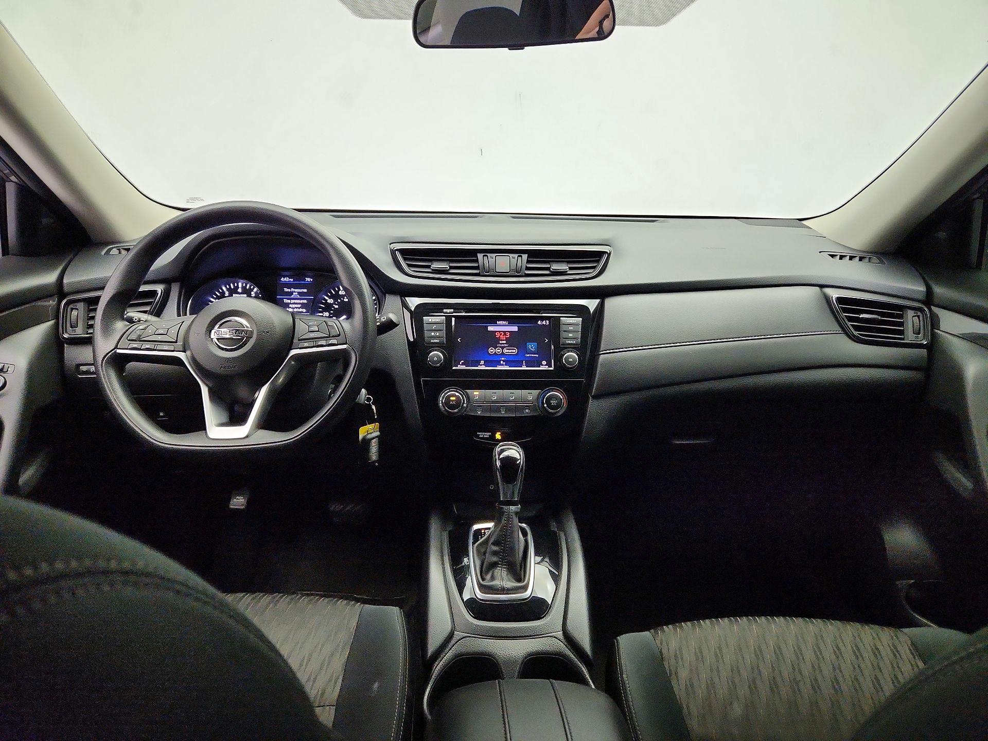 Thumbnail: 2018 Nissan Rogue - 9