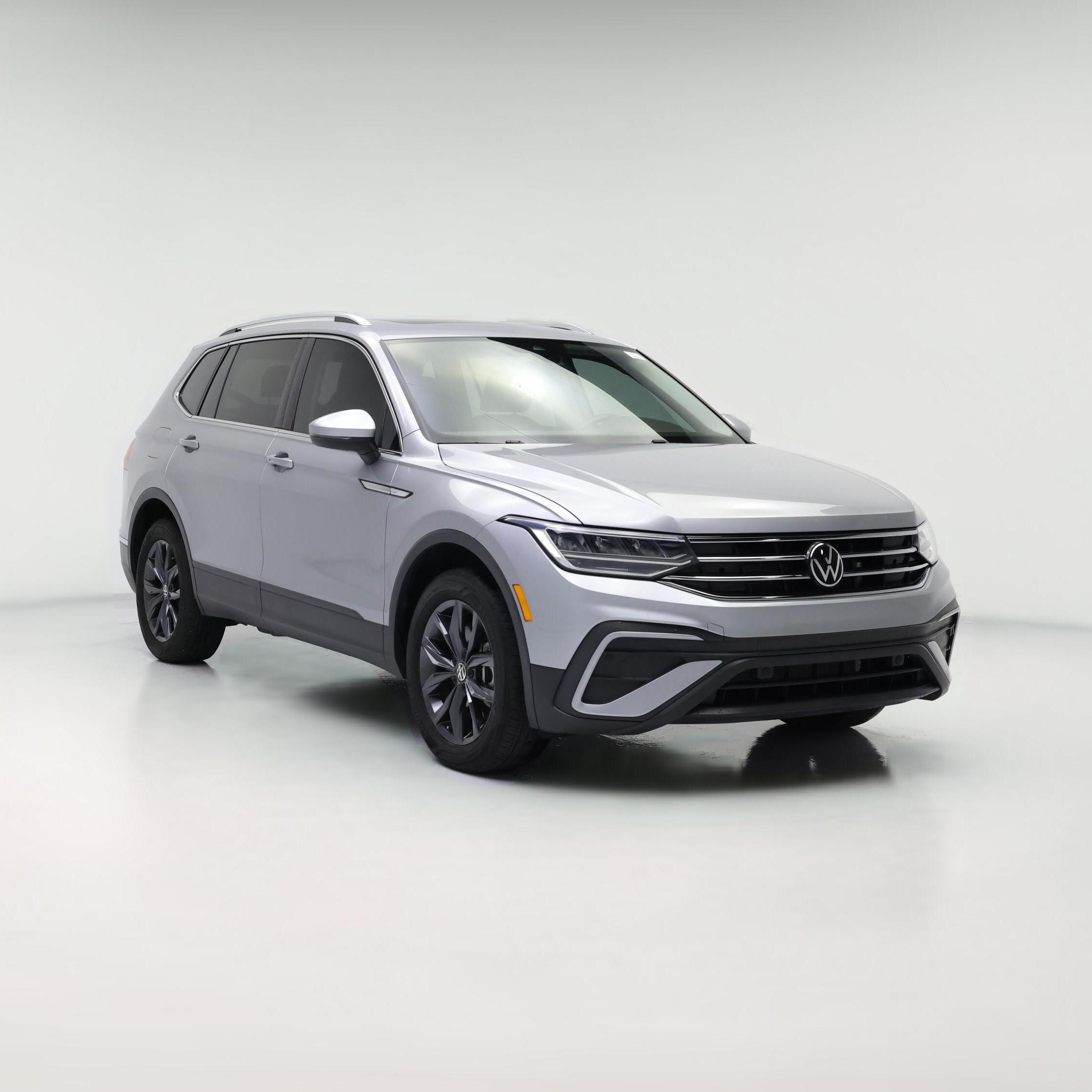 Thumbnail: 2023 Volkswagen Tiguan - 1