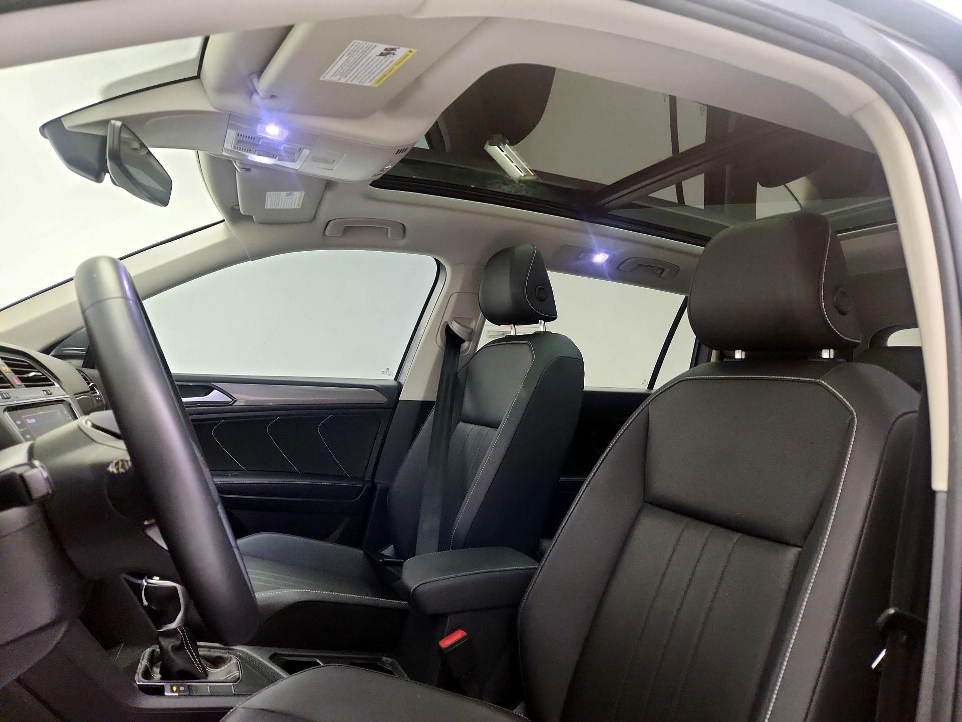 Thumbnail: 2023 Volkswagen Tiguan - 19