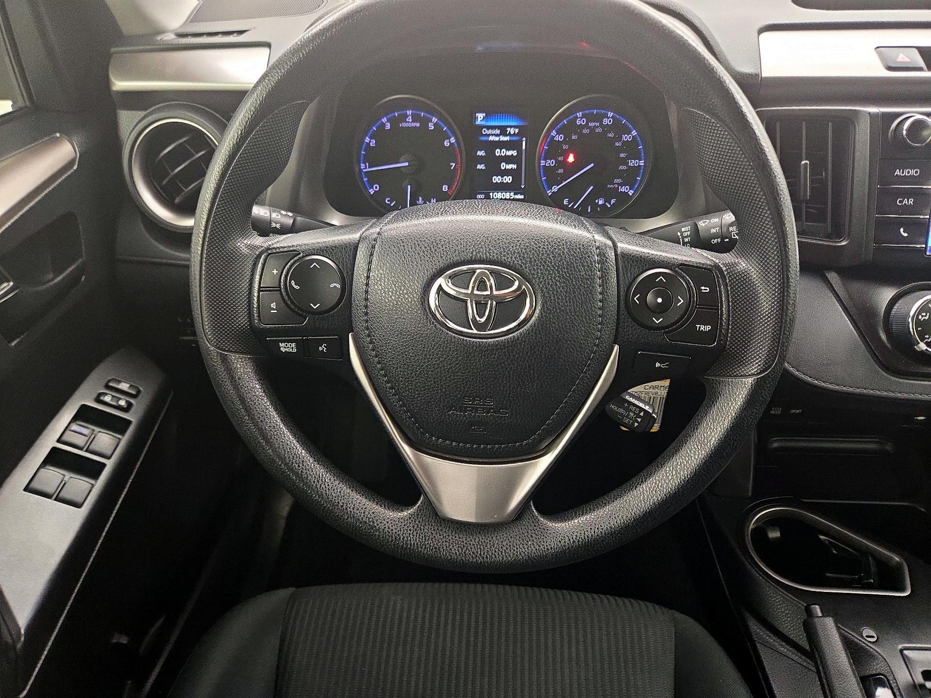 Thumbnail: 2018 Toyota RAV4 - 10