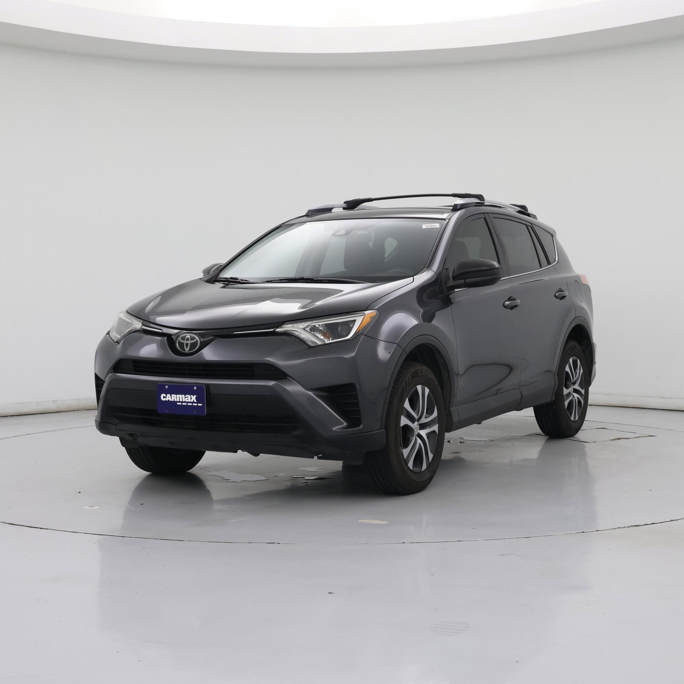 Thumbnail: 2018 Toyota RAV4 - 4