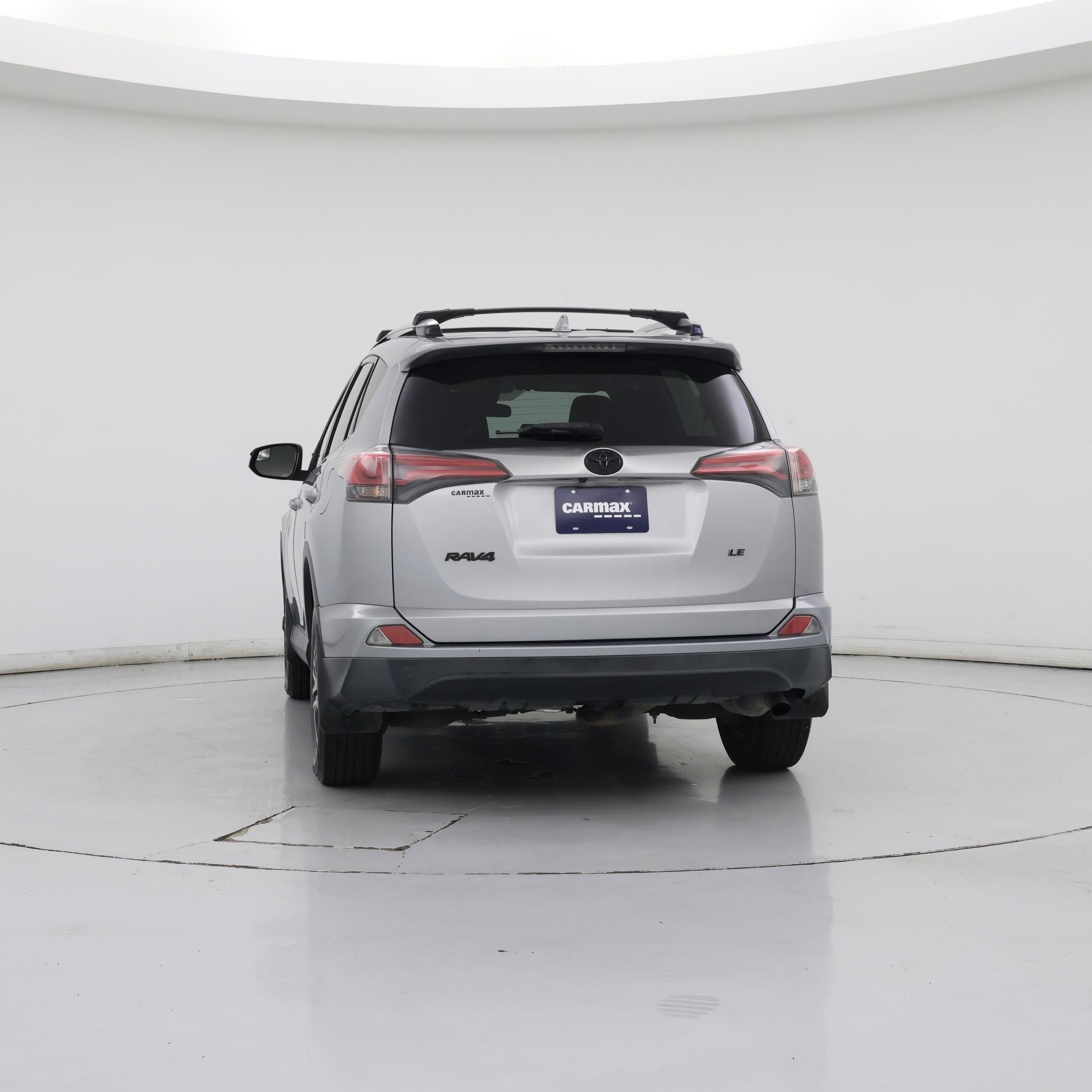 Thumbnail: 2018 Toyota RAV4 - 6
