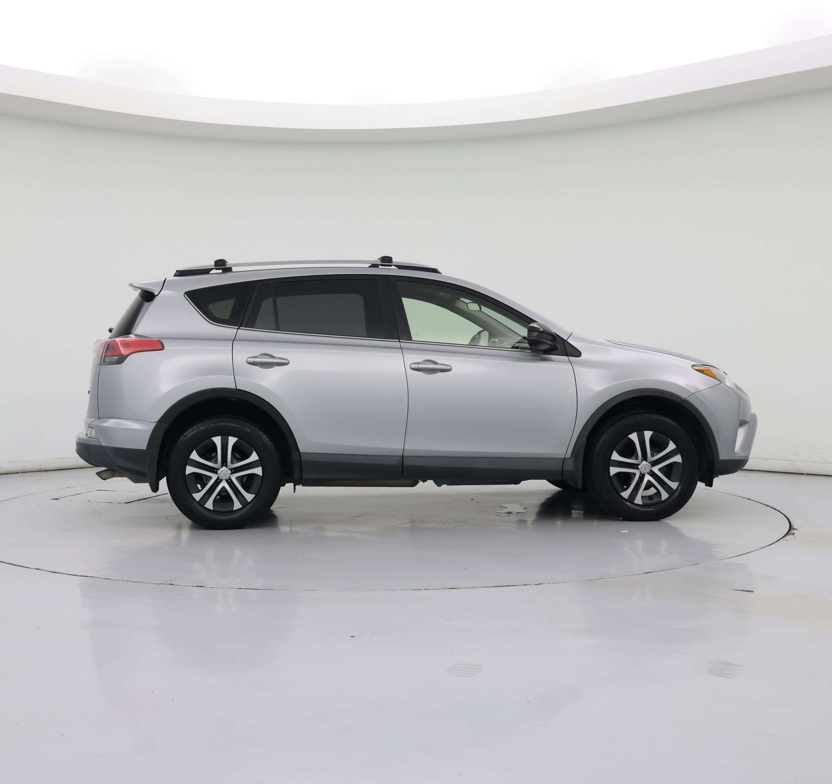 Thumbnail: 2018 Toyota RAV4 - 7