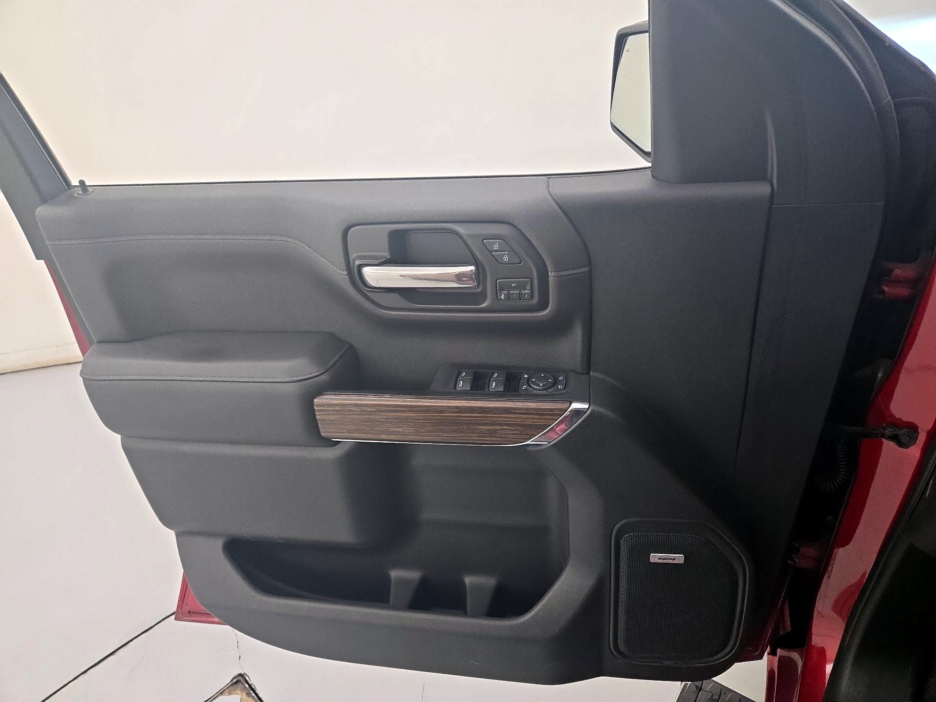 Thumbnail: 2019 Chevrolet Silverado 1500 - 12
