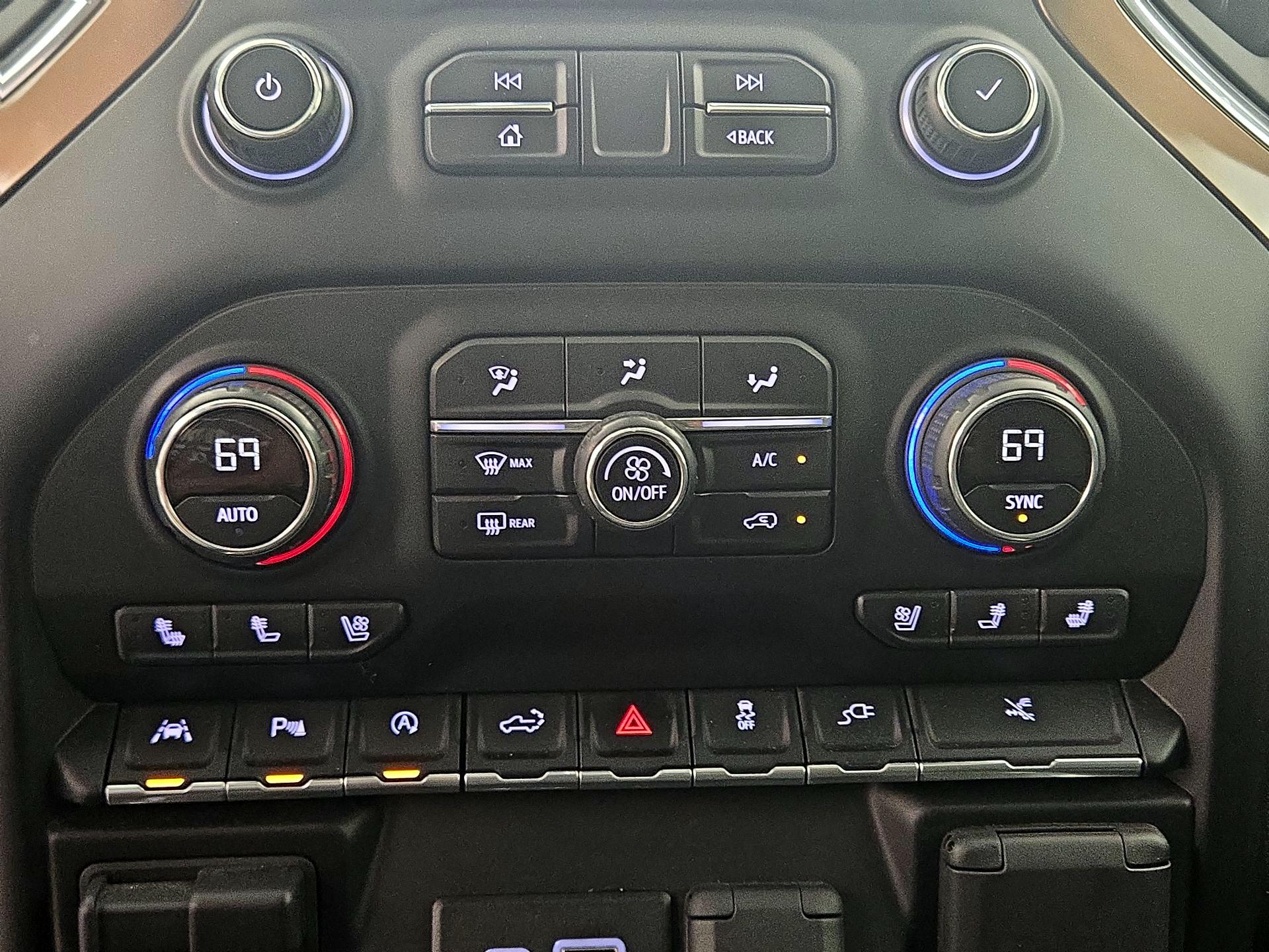 Thumbnail: 2019 Chevrolet Silverado 1500 - 17