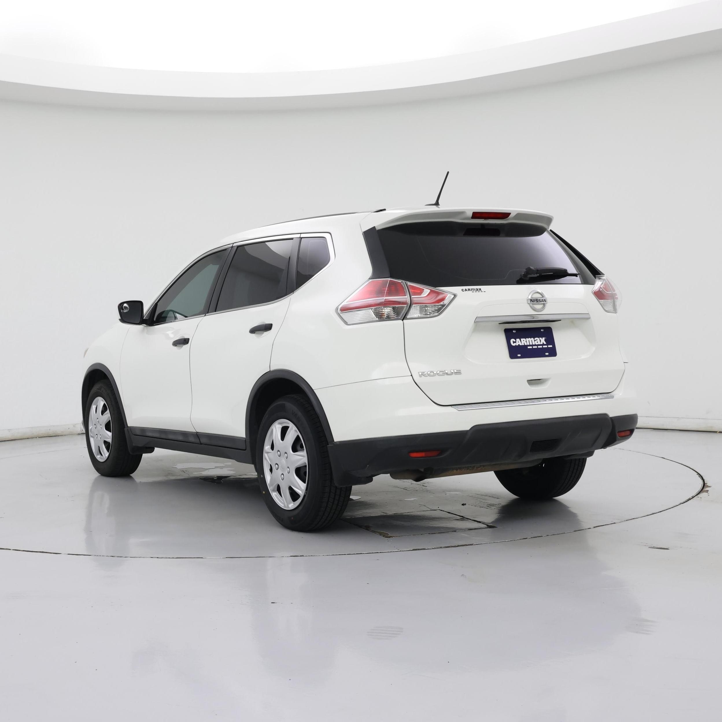 Thumbnail: 2016 Nissan Rogue - 2