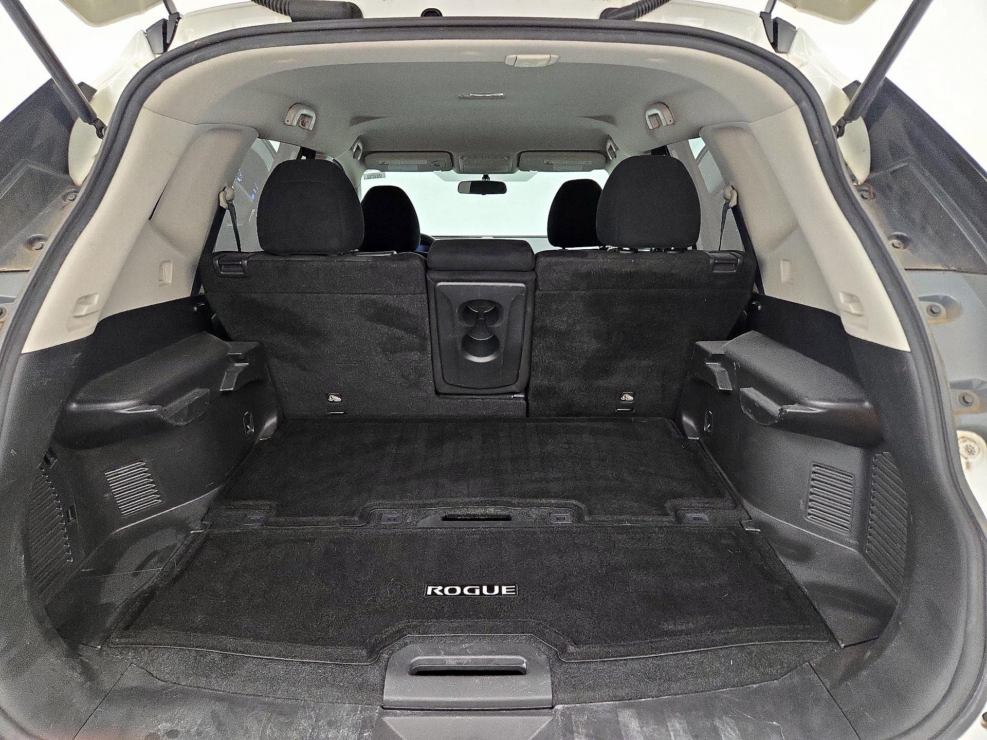 Thumbnail: 2016 Nissan Rogue - 20