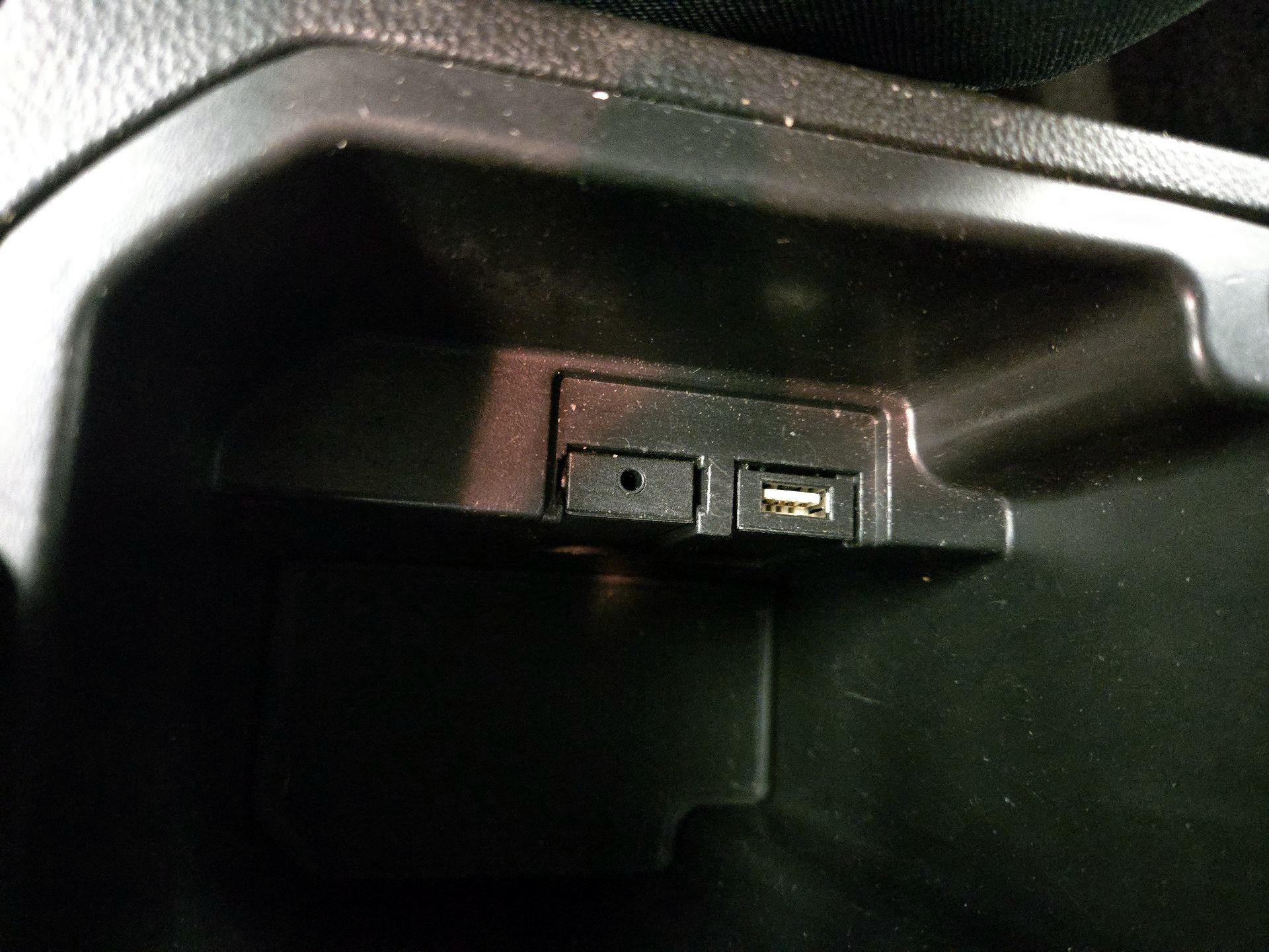 Thumbnail: 2015 Chevrolet Cruze - 17