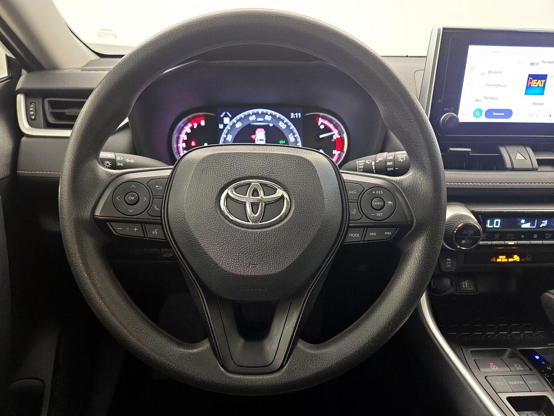Thumbnail: 2023 Toyota RAV4 - 10