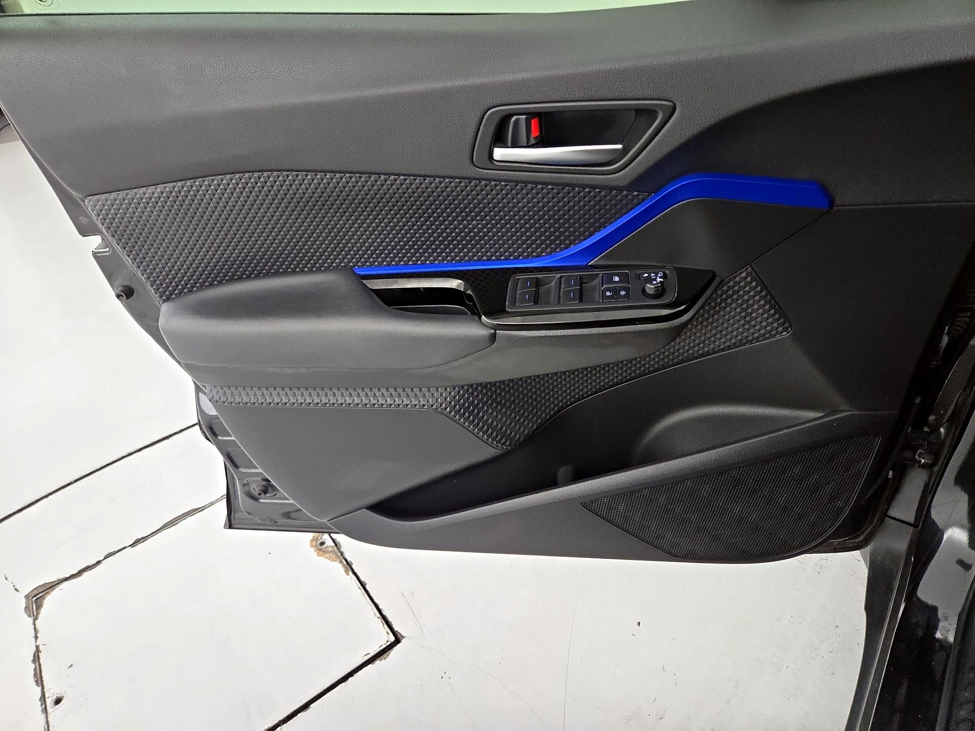 Thumbnail: 2020 Toyota C-HR - 12