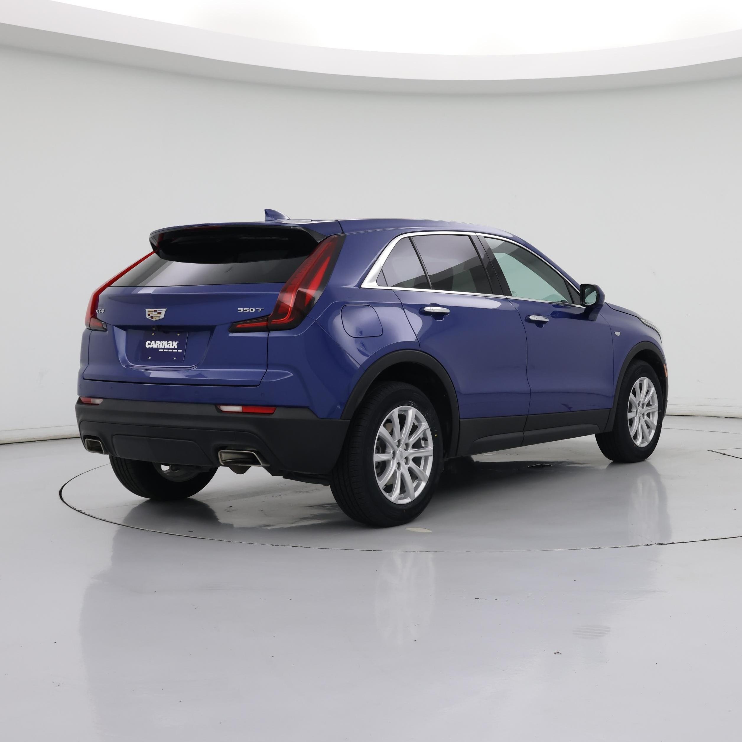 Thumbnail: 2023 Cadillac XT4 - 8