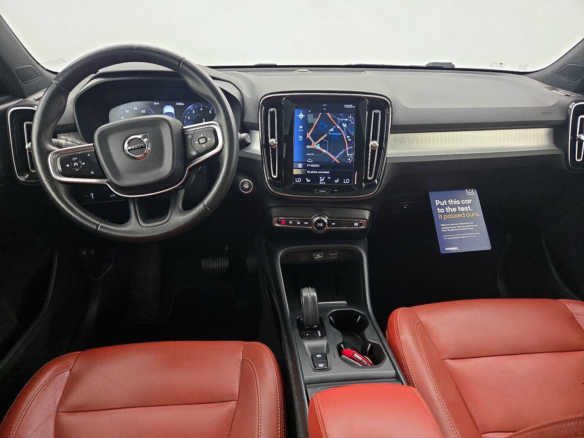 Thumbnail: 2020 Volvo XC40 - 9