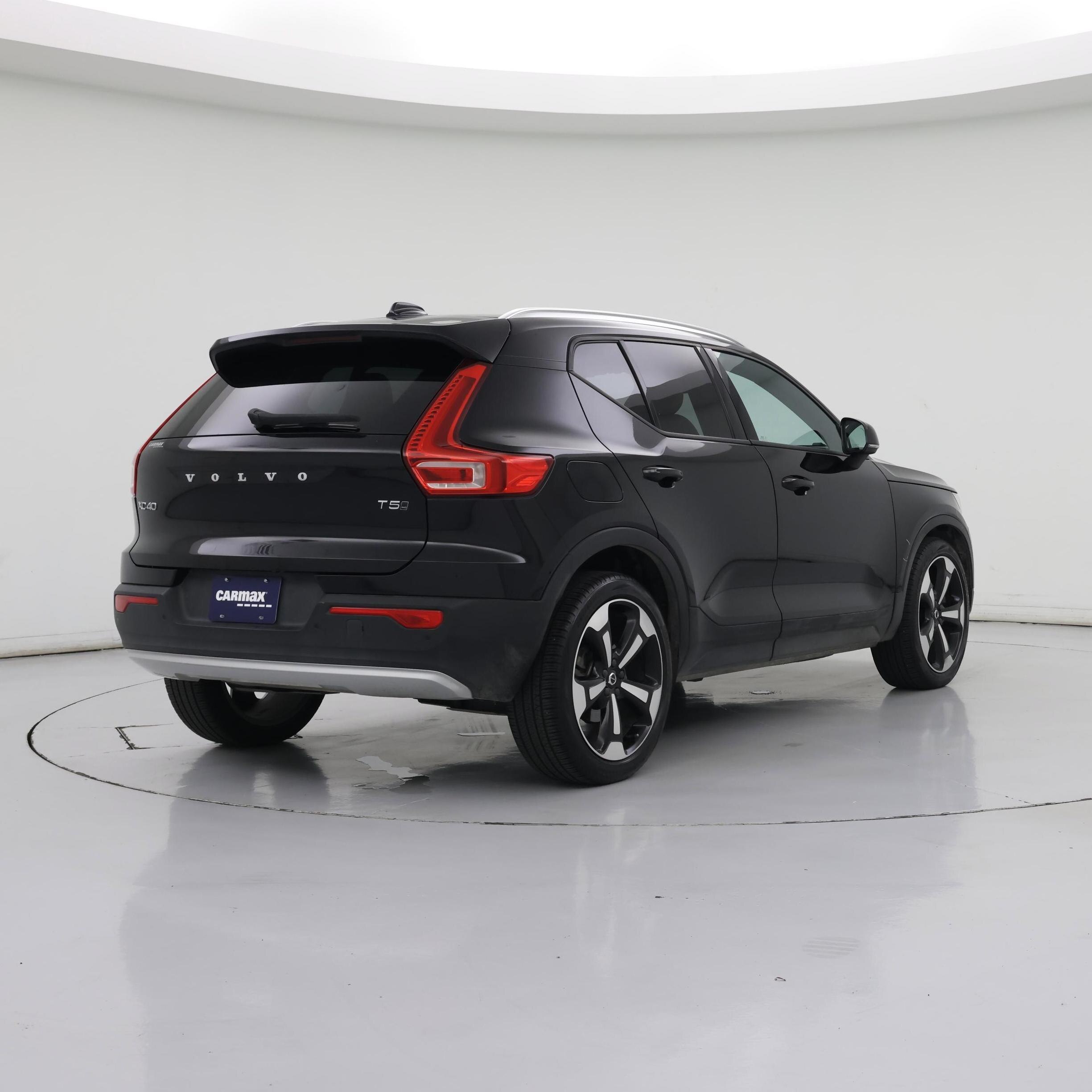 Thumbnail: 2020 Volvo XC40 - 8