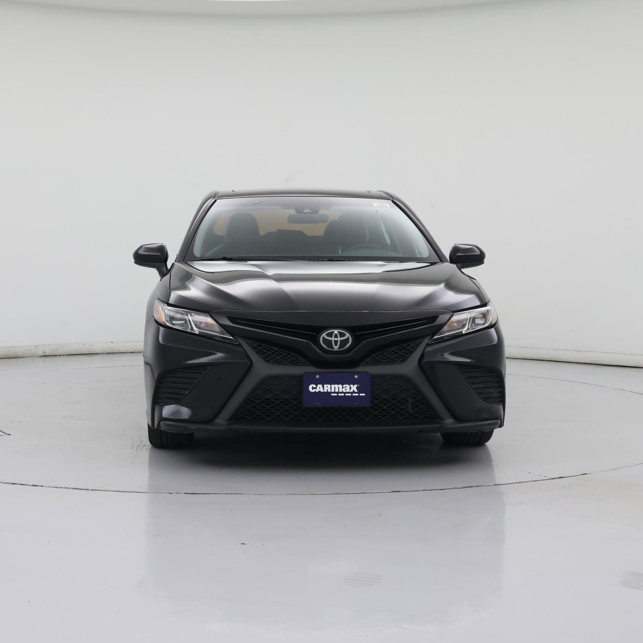 Thumbnail: 2018 Toyota Camry - 5