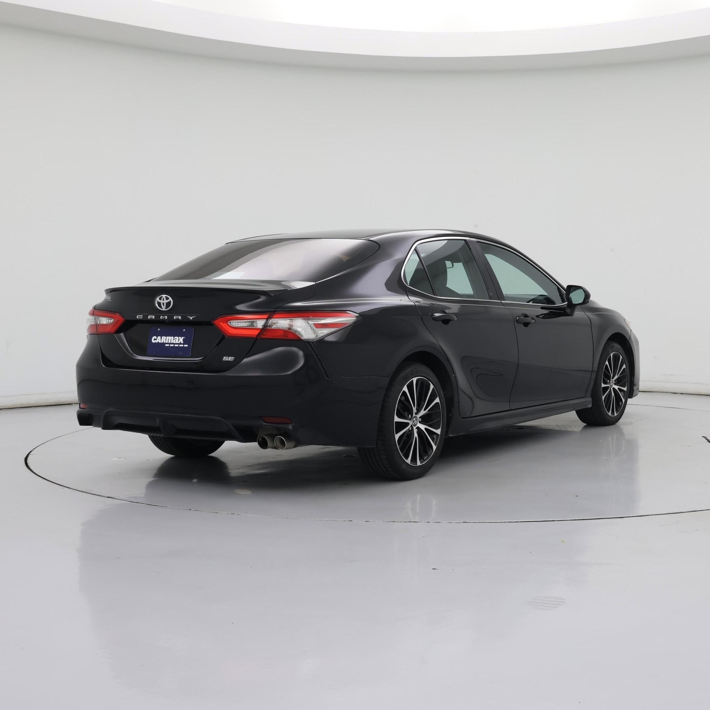 Thumbnail: 2018 Toyota Camry - 8