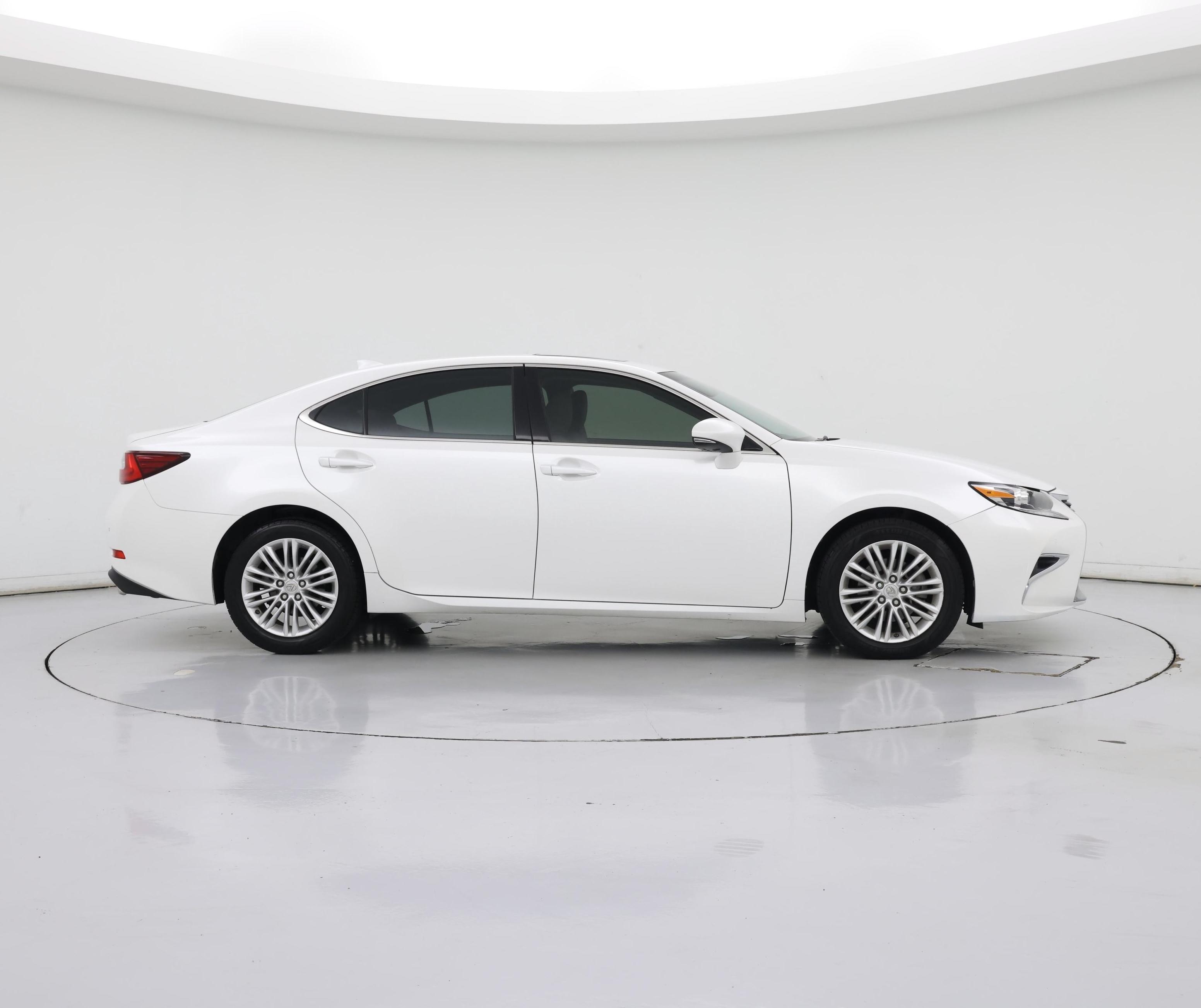 Thumbnail: 2017 Lexus ES - 7