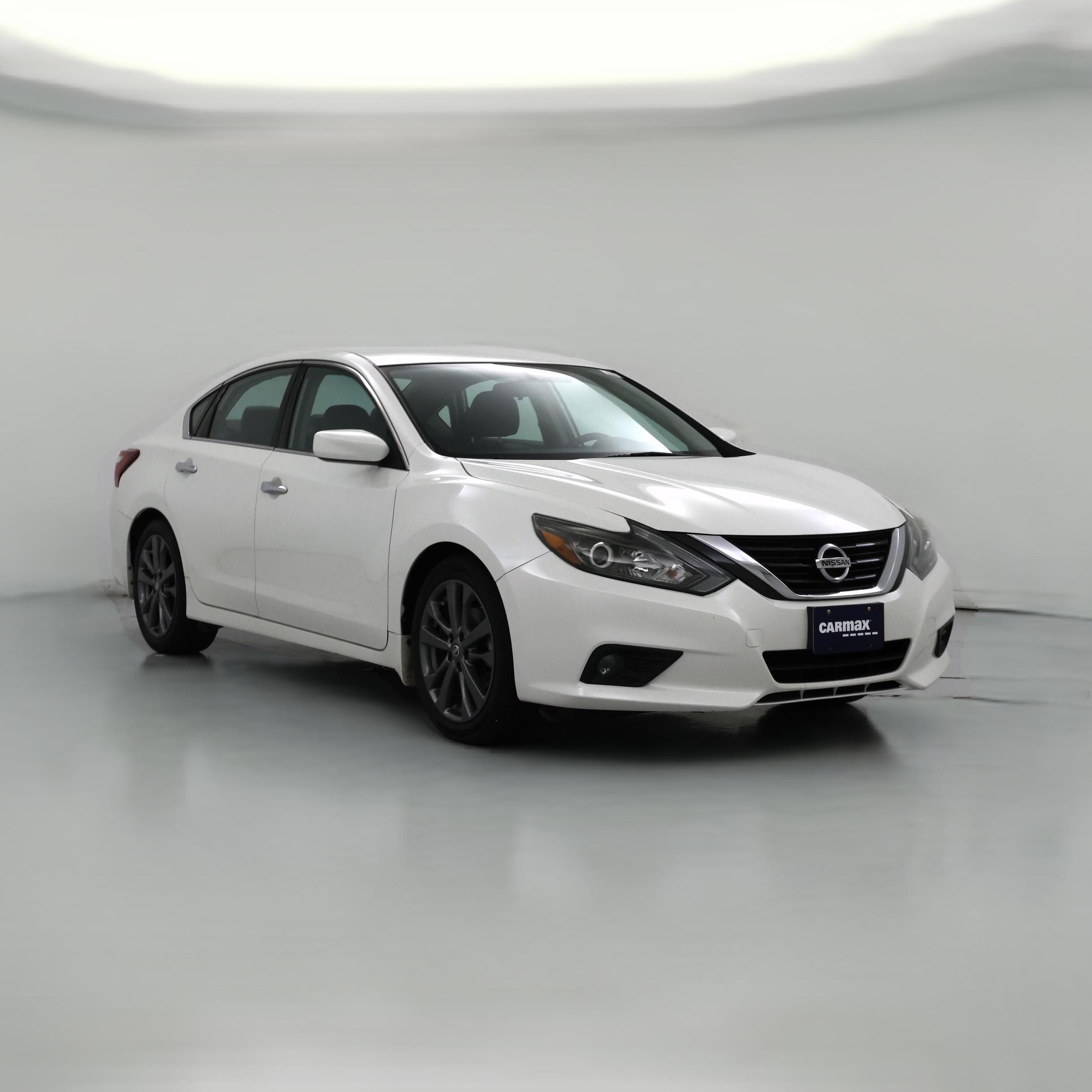 Thumbnail: 2018 Nissan Altima - 1
