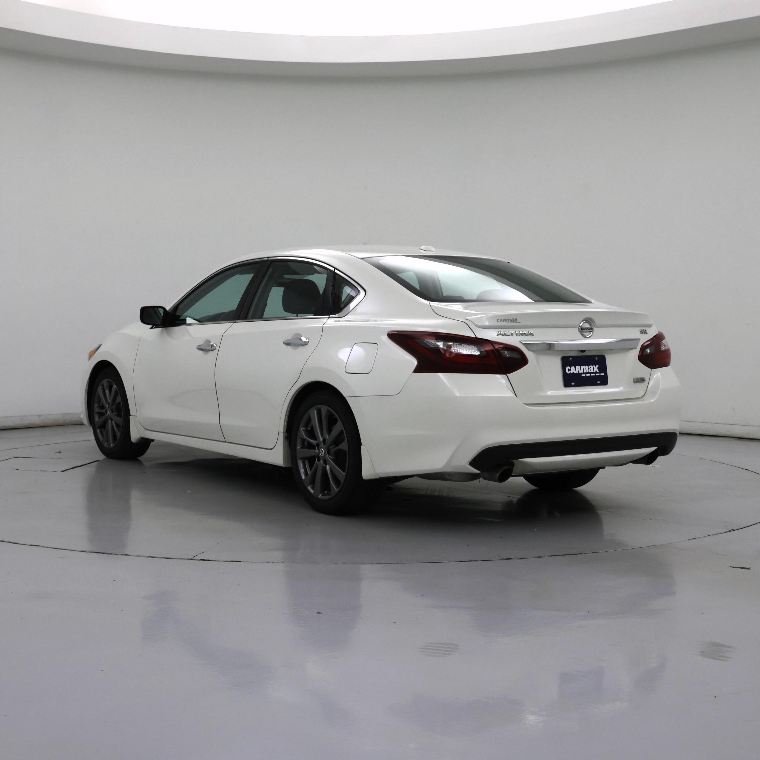 Thumbnail: 2018 Nissan Altima - 2