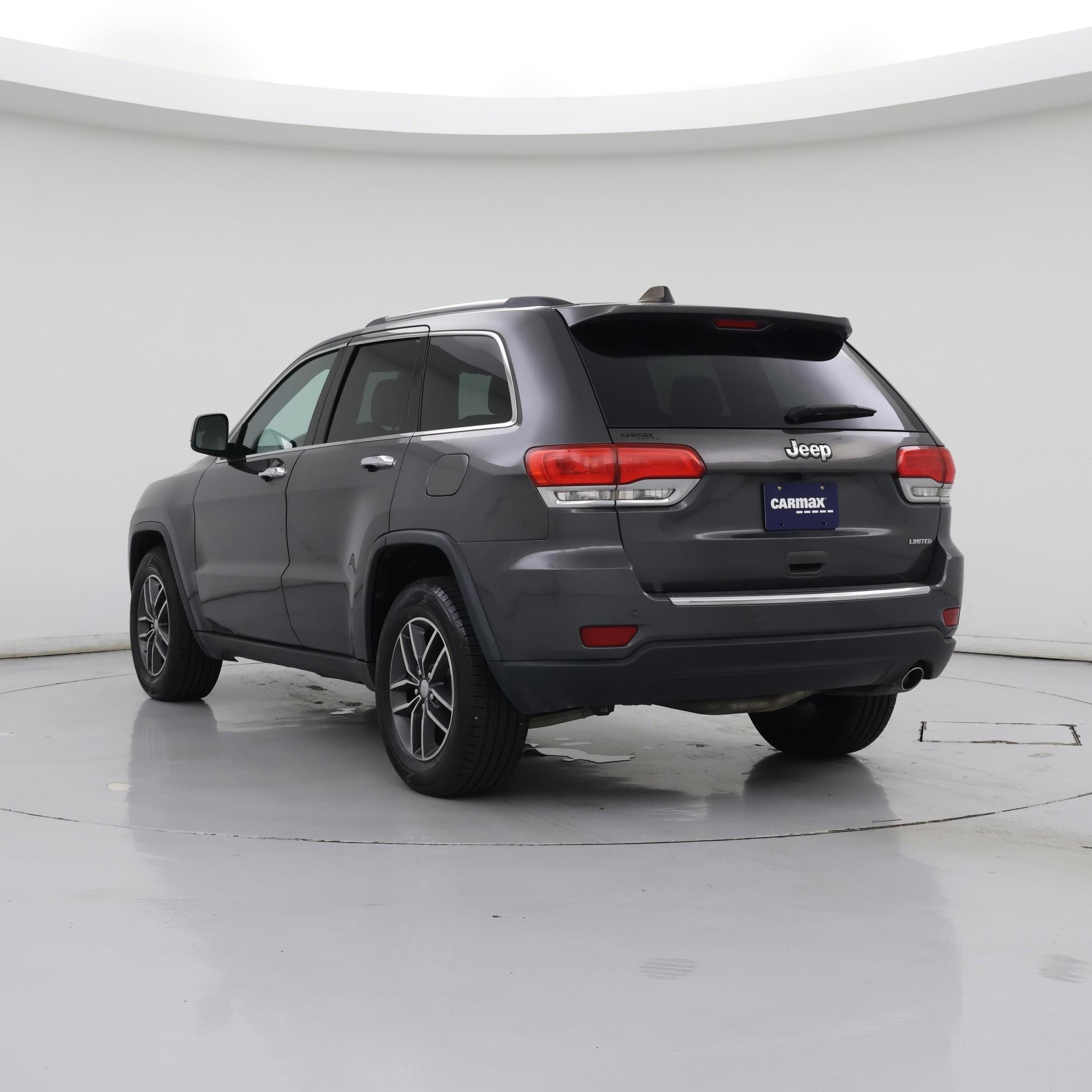 Thumbnail: 2017 Jeep Grand Cherokee - 2