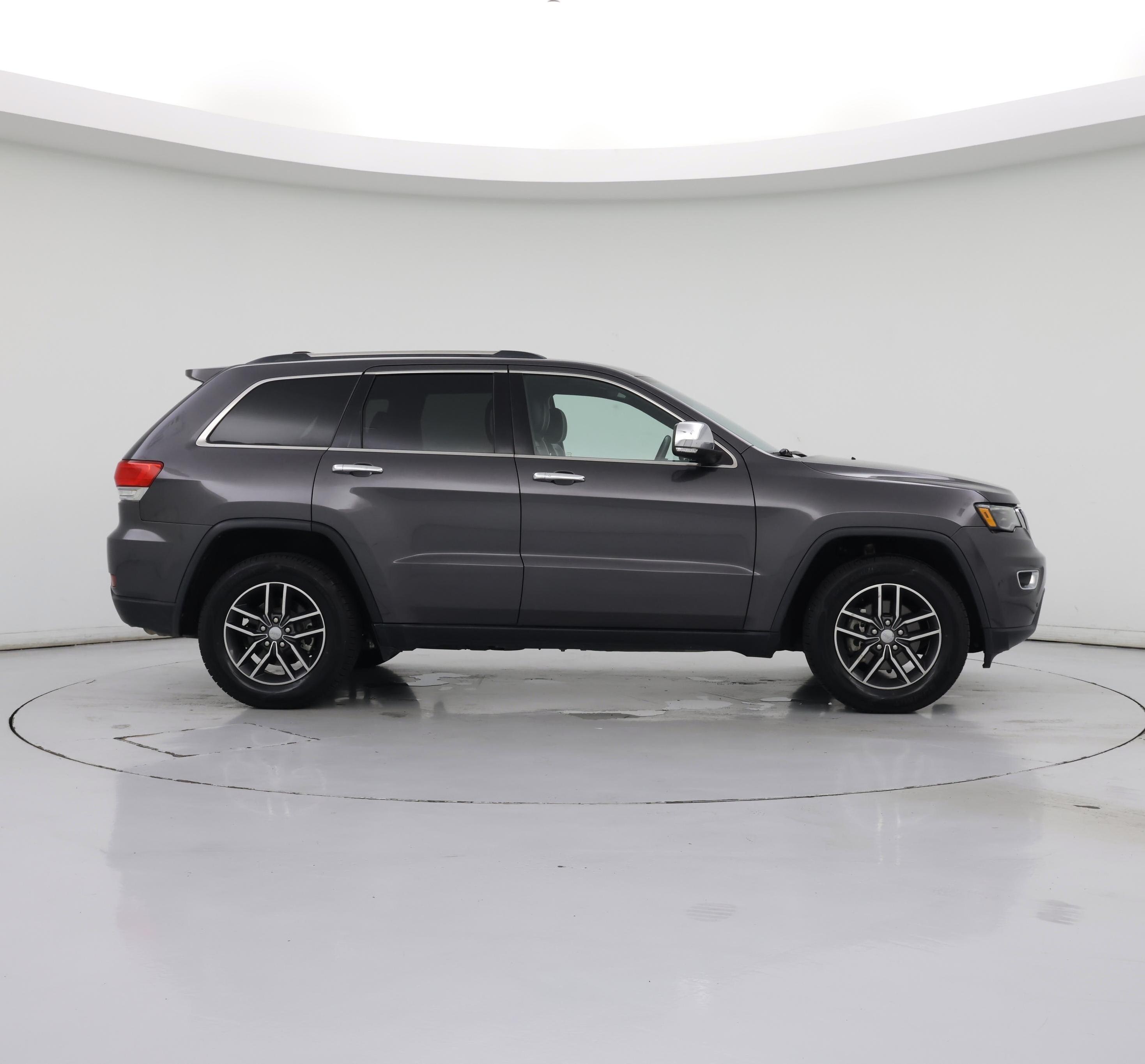 Thumbnail: 2017 Jeep Grand Cherokee - 7