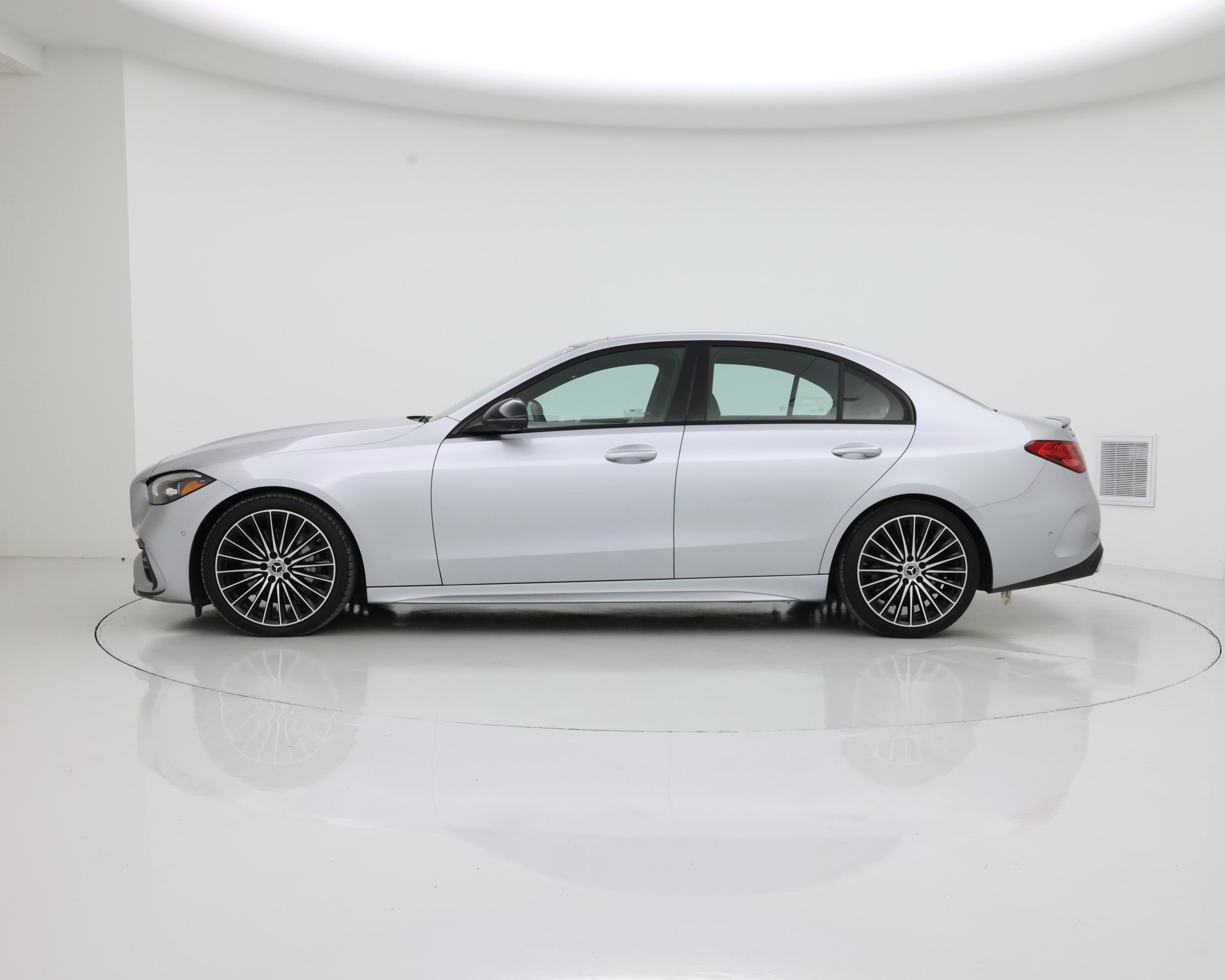 Thumbnail: 2022 Mercedes-Benz C-Class - 3