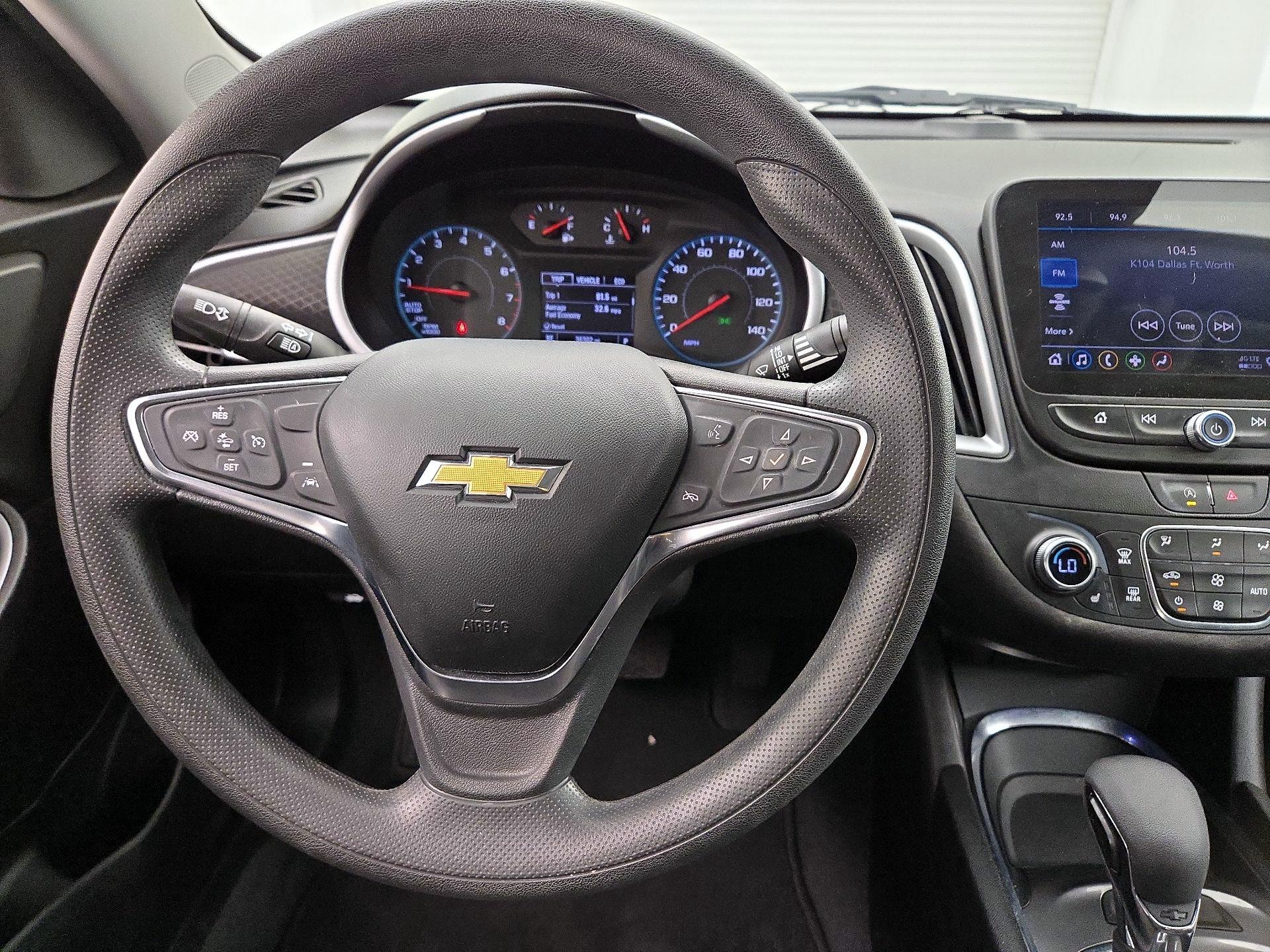 Thumbnail: 2023 Chevrolet Malibu - 10