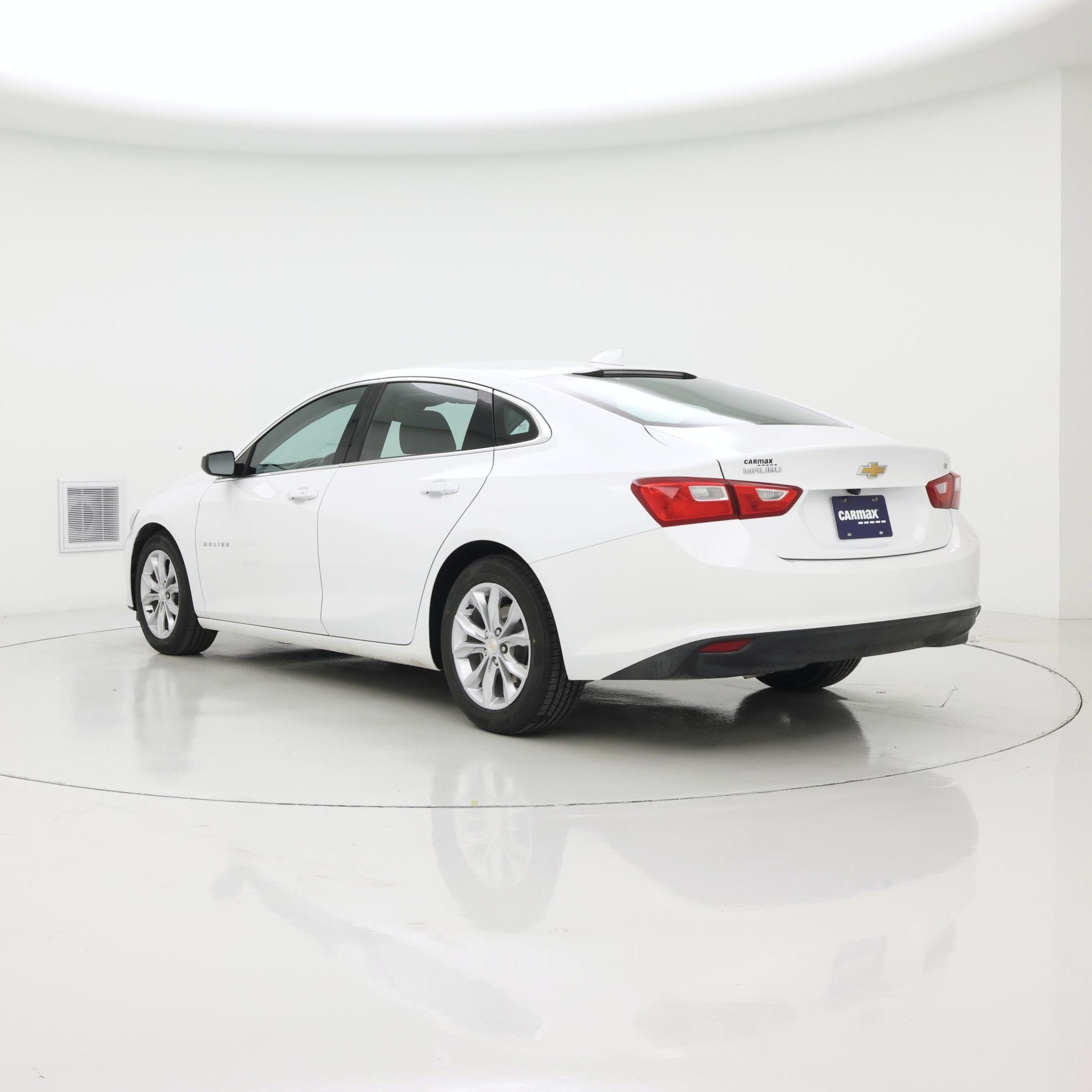 Thumbnail: 2023 Chevrolet Malibu - 2