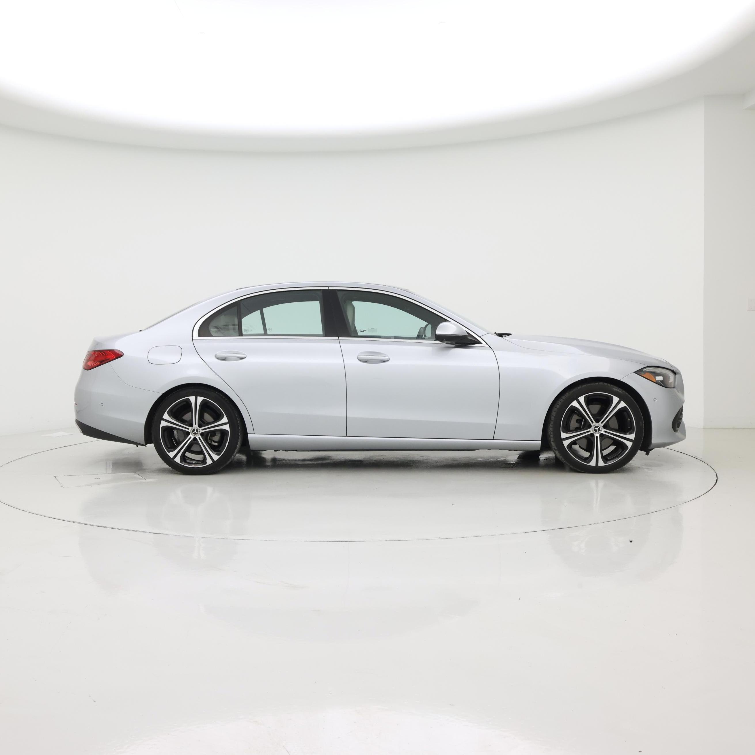 Thumbnail: 2022 Mercedes-Benz C-Class - 7