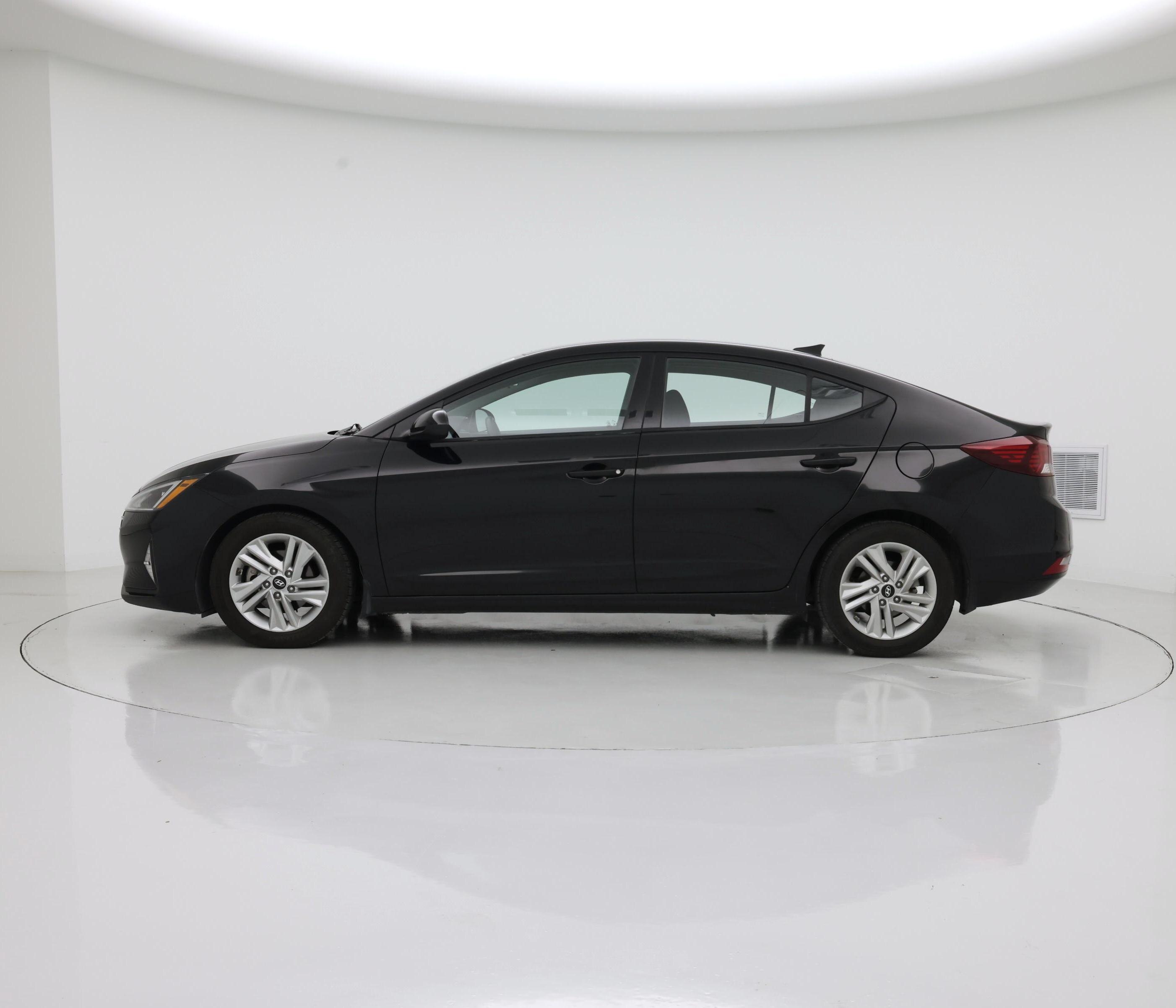 Thumbnail: 2020 Hyundai Elantra - 3