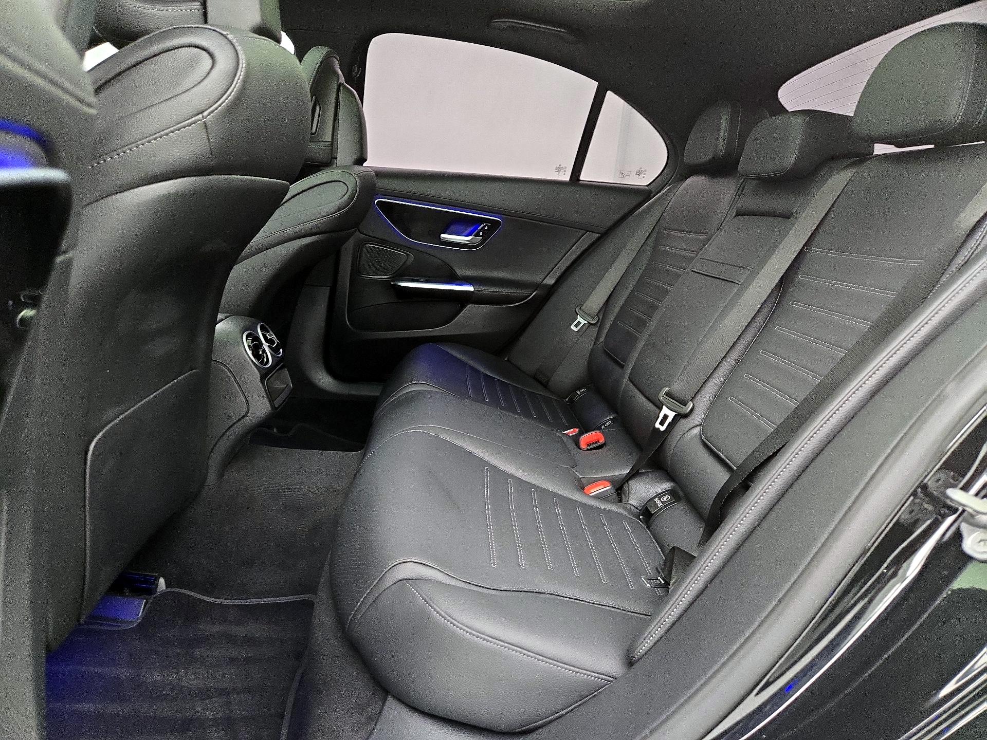 Thumbnail: 2023 Mercedes-Benz C-Class - 20