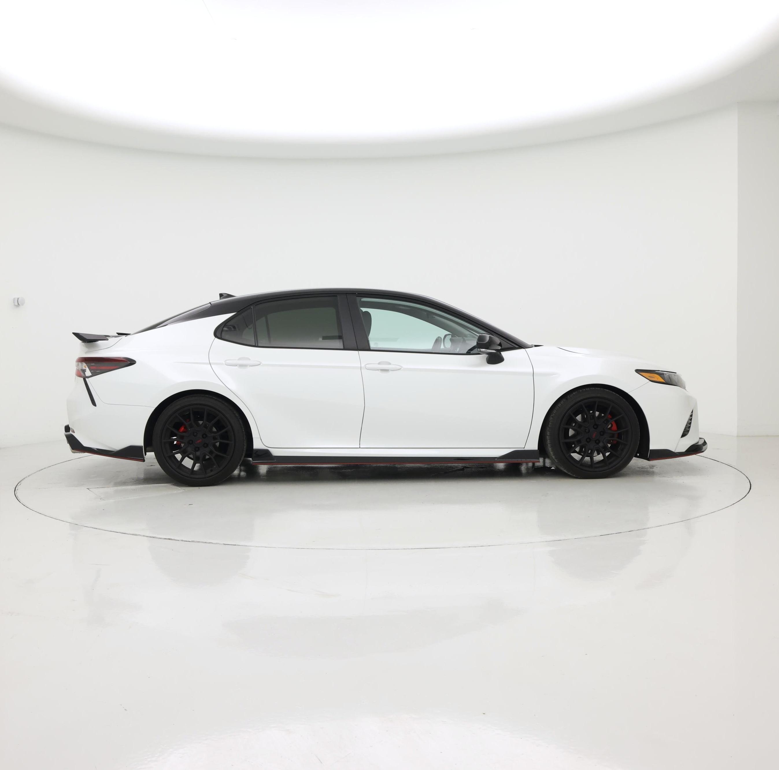 Thumbnail: 2022 Toyota Camry - 7