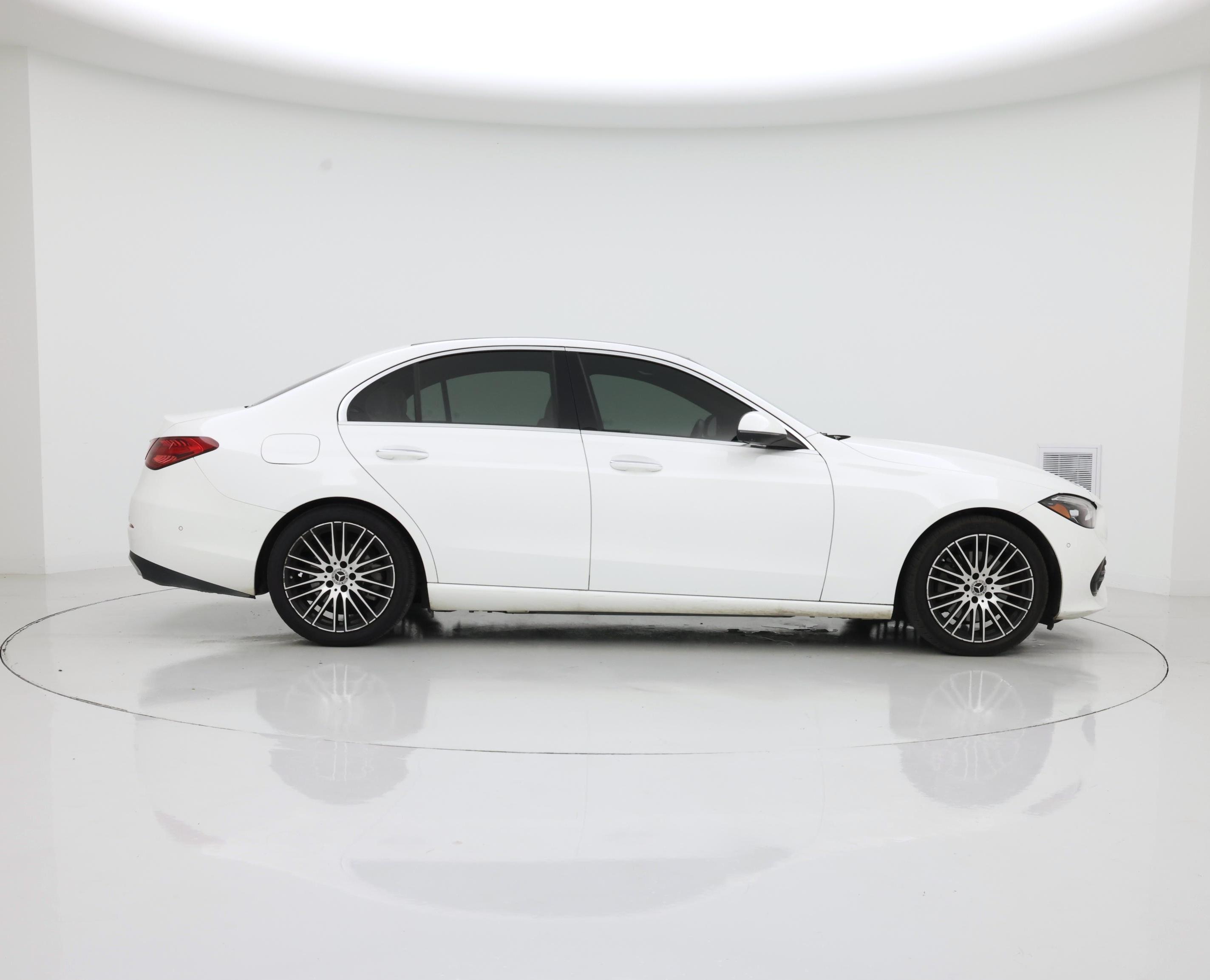 Thumbnail: 2022 Mercedes-Benz C-Class - 7