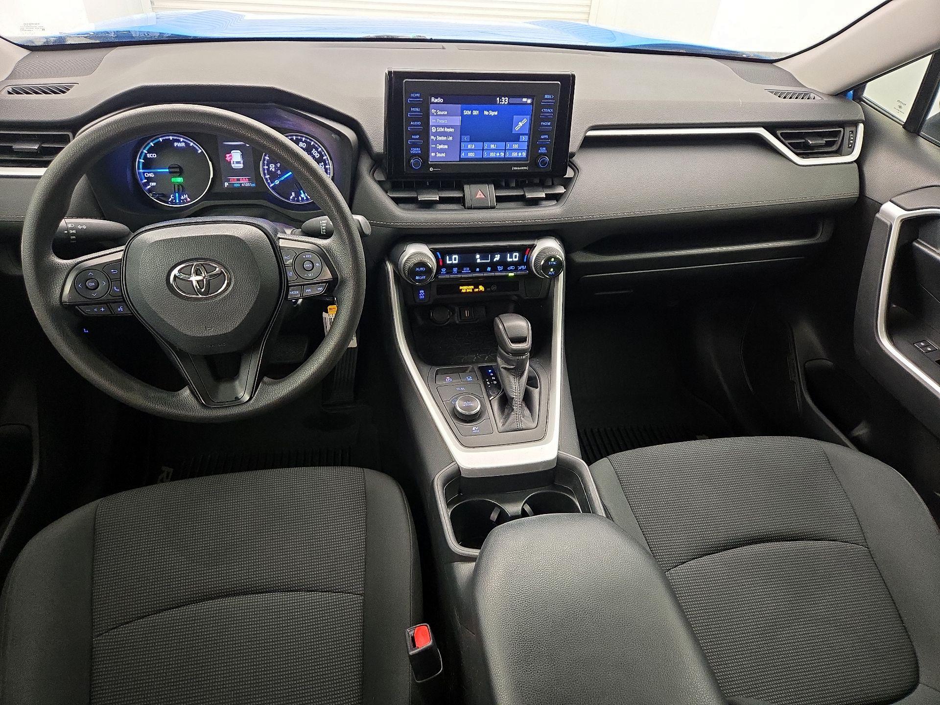 Thumbnail: 2020 Toyota RAV4 - 9
