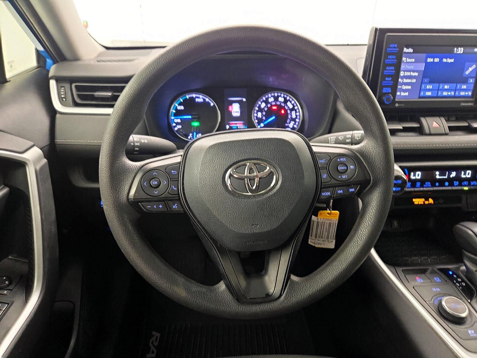 Thumbnail: 2020 Toyota RAV4 - 10