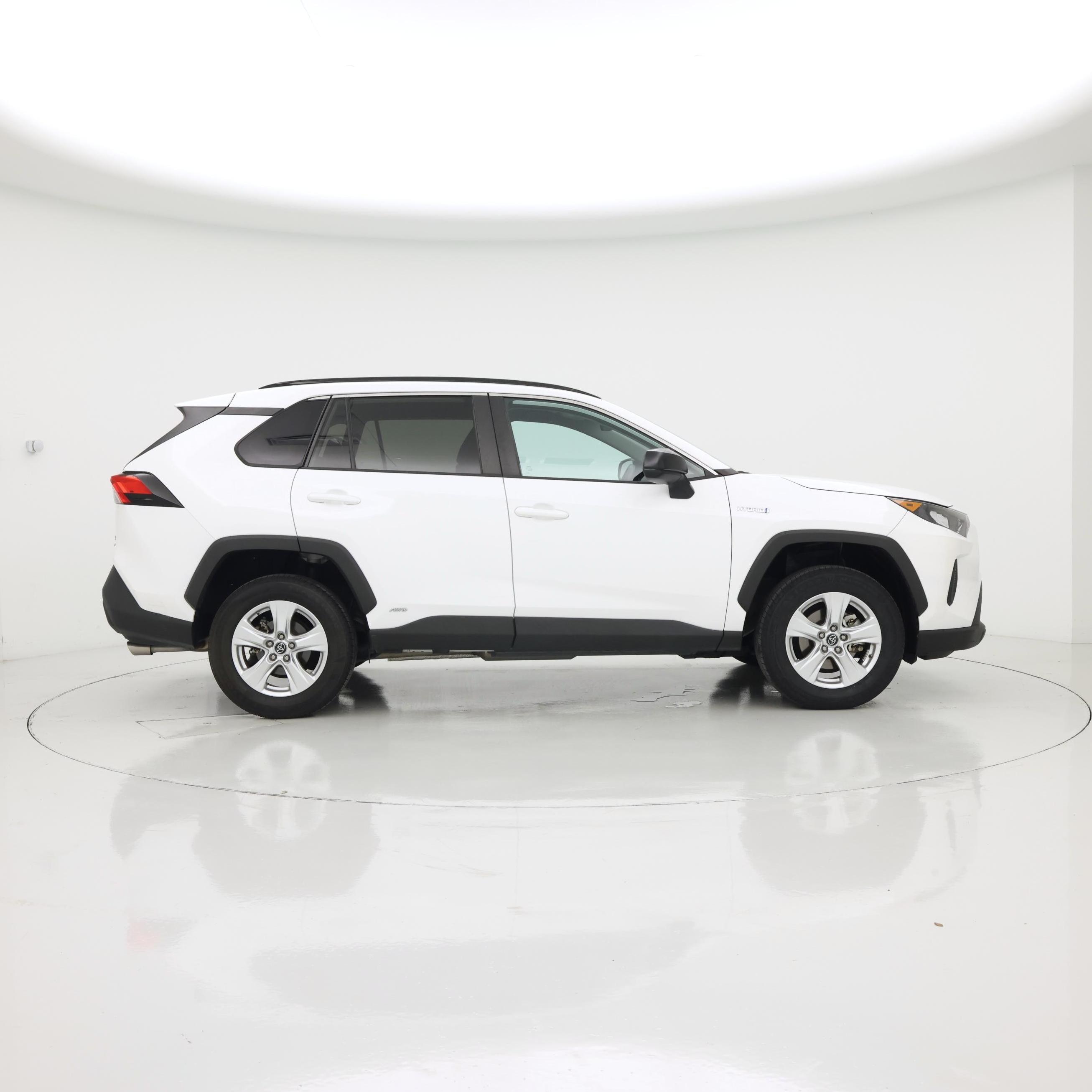 Thumbnail: 2020 Toyota RAV4 - 7