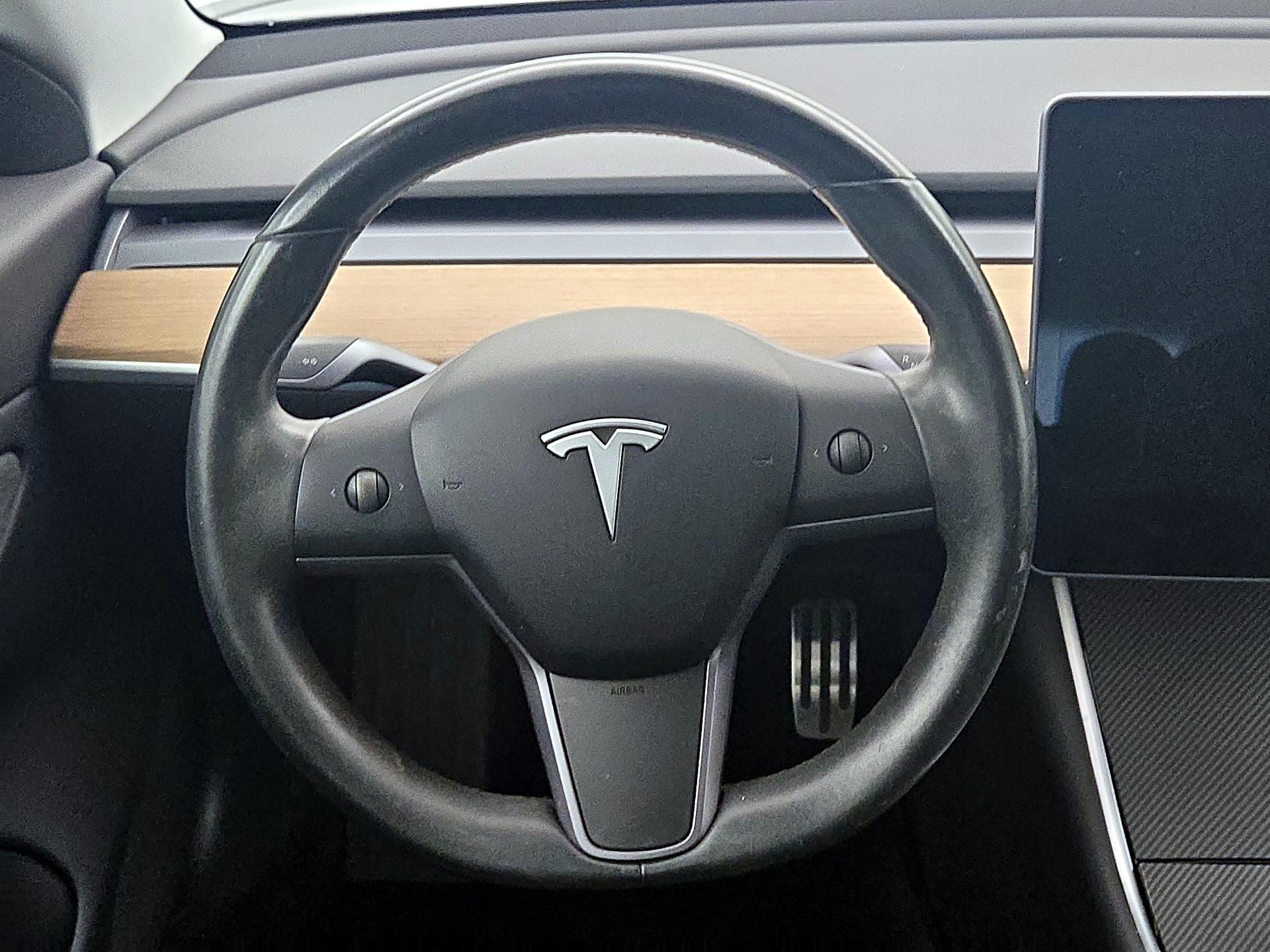Thumbnail: 2019 Tesla Model 3 - 10