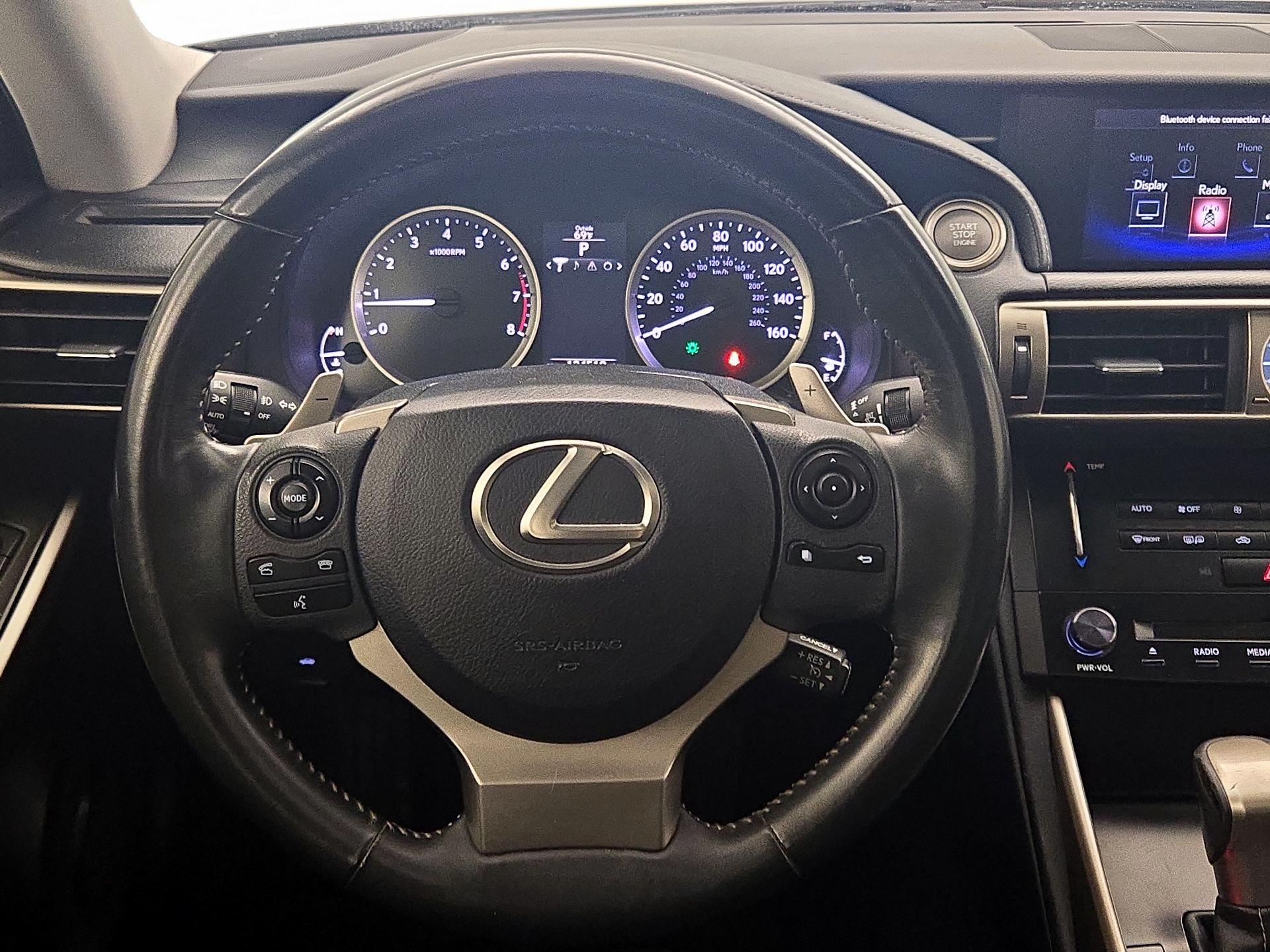 Thumbnail: 2014 Lexus IS - 10