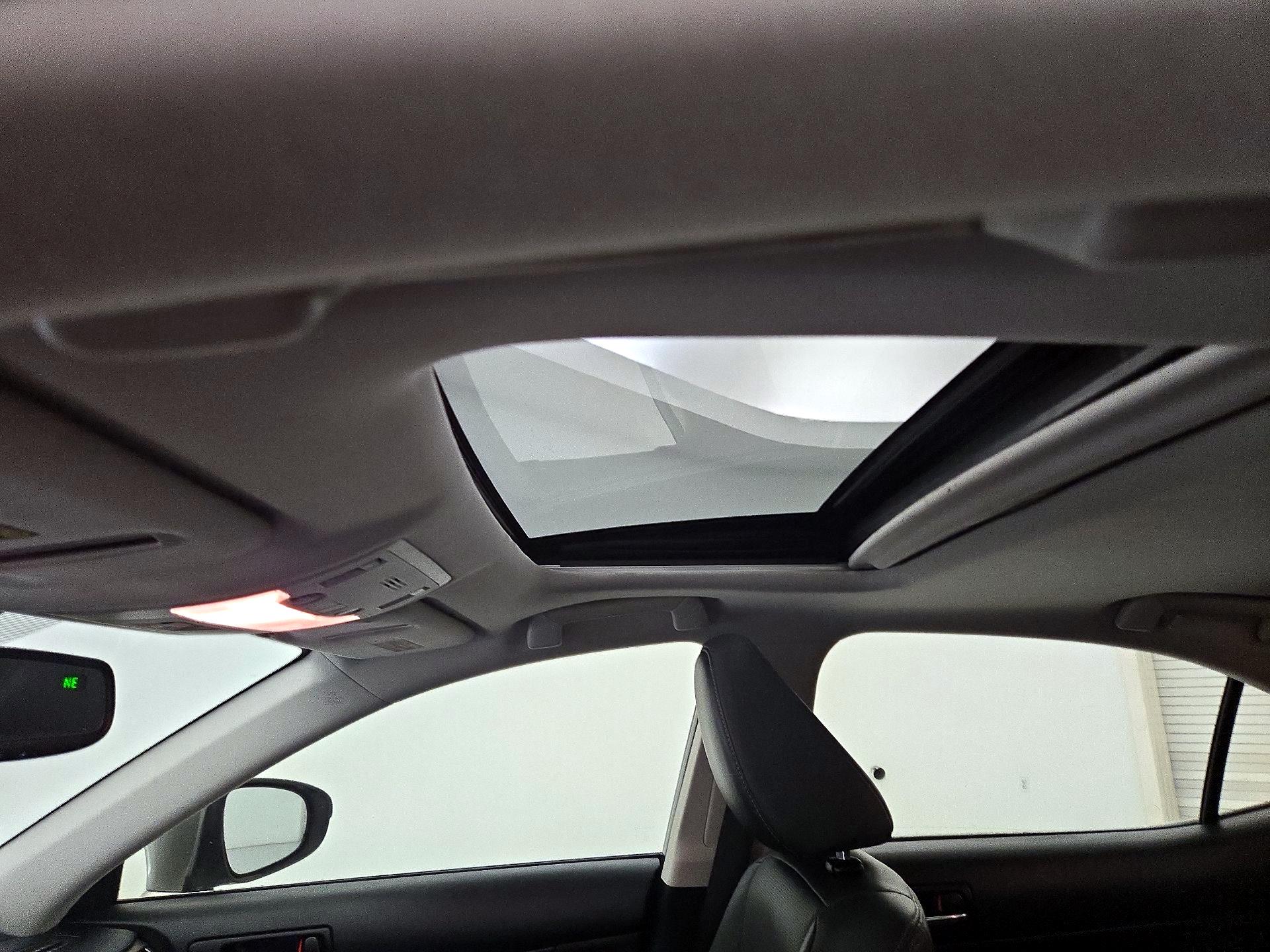 Thumbnail: 2014 Lexus IS - 19
