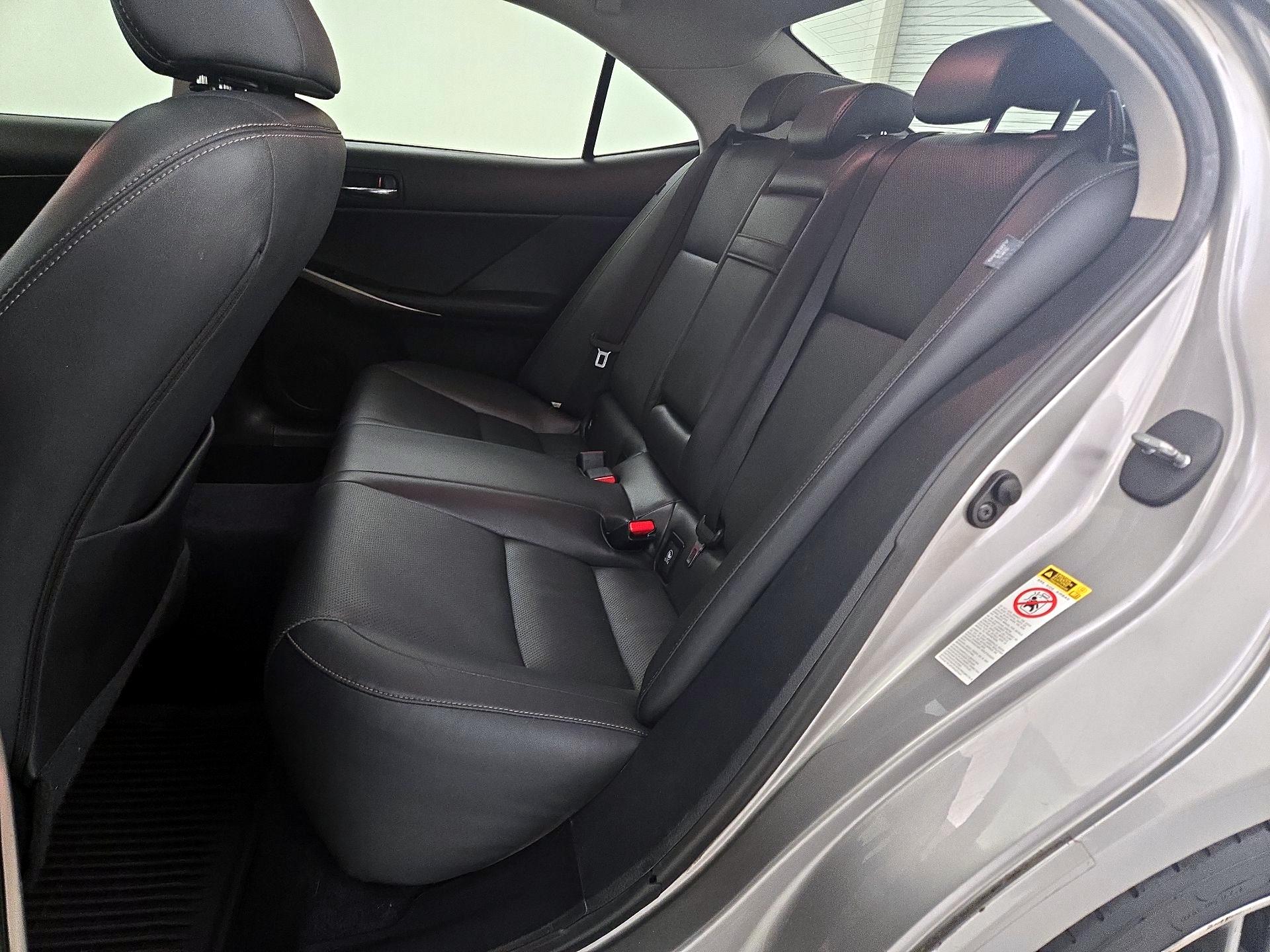 Thumbnail: 2014 Lexus IS - 20