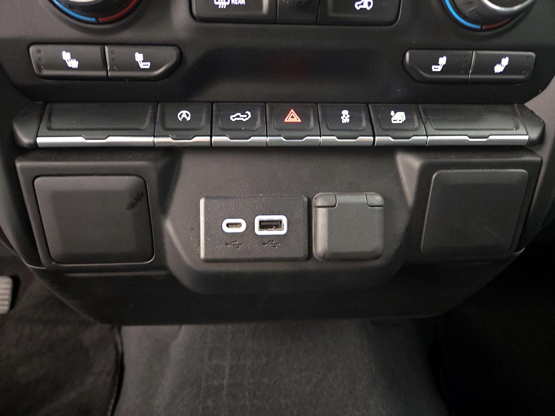 Thumbnail: 2022 Chevrolet Silverado 1500 - 18
