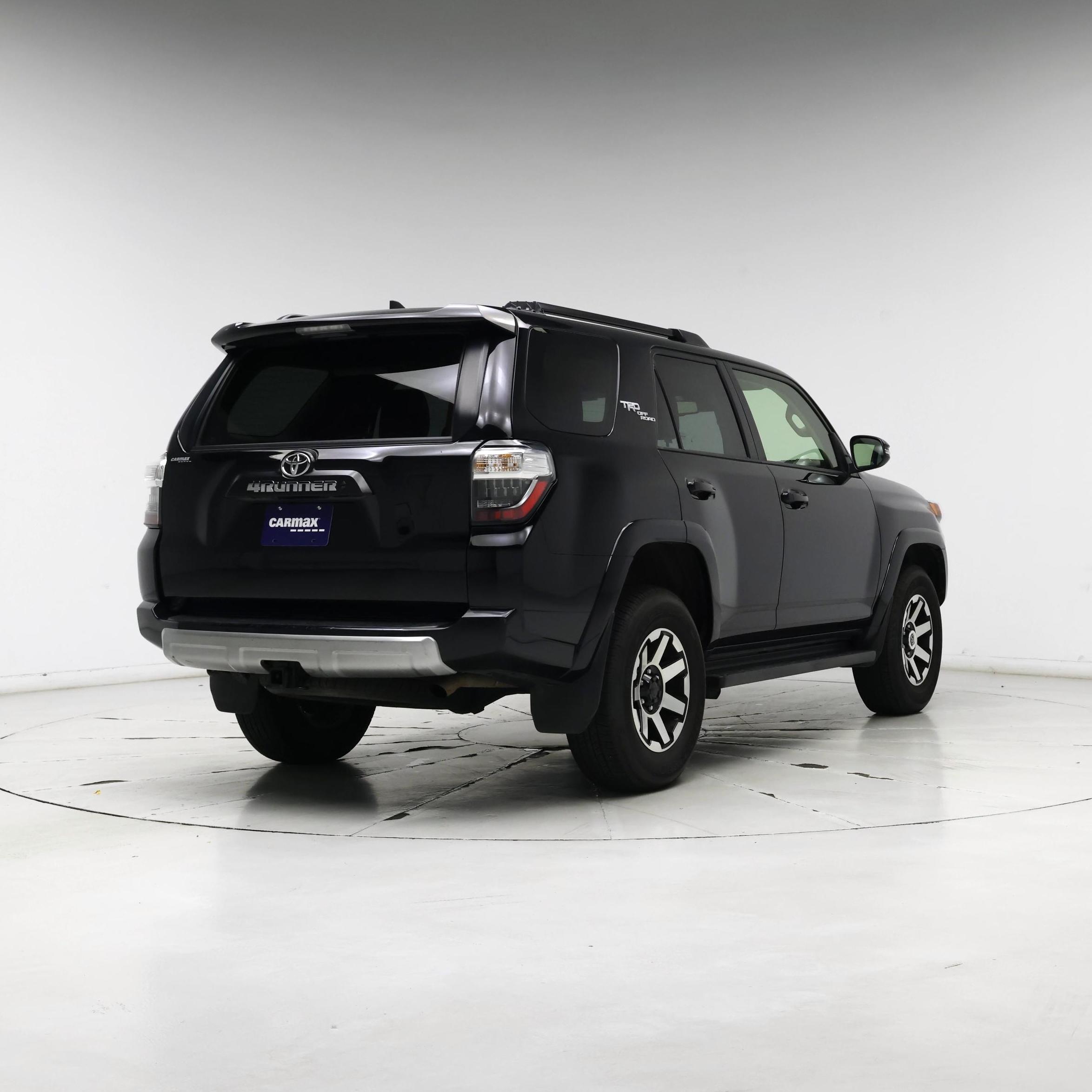 Thumbnail: 2024 Toyota 4Runner - 8