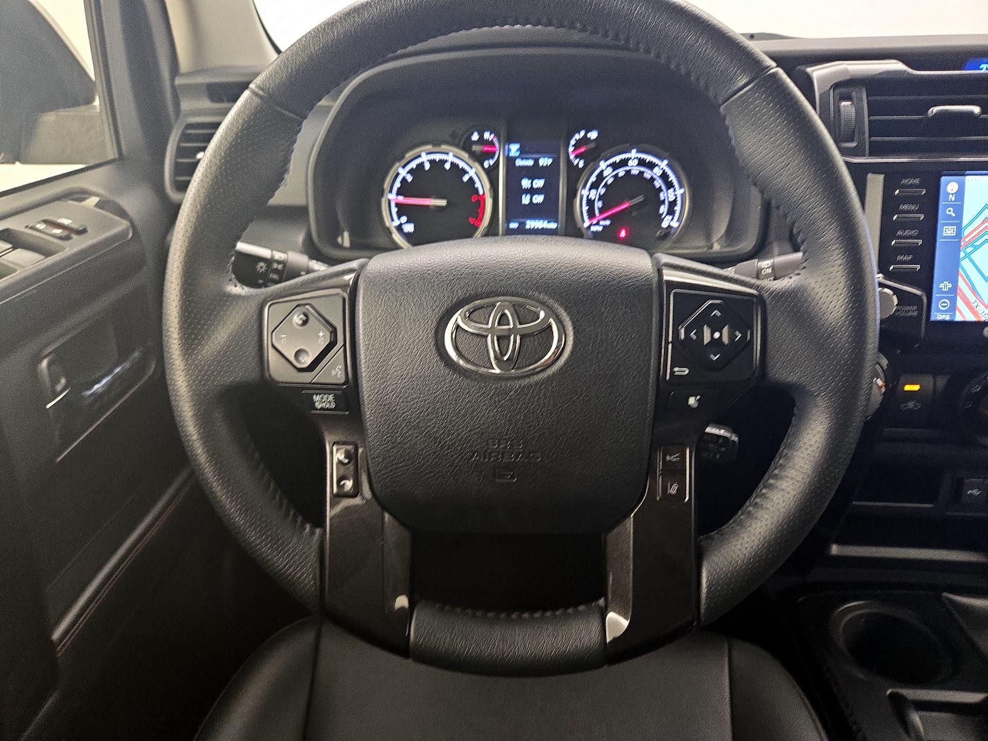 Thumbnail: 2020 Toyota 4Runner - 10