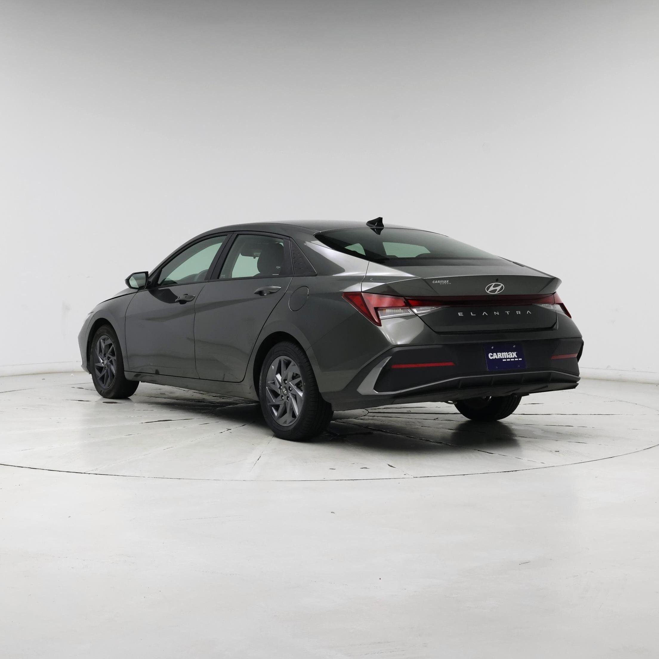 Thumbnail: 2024 Hyundai Elantra - 2