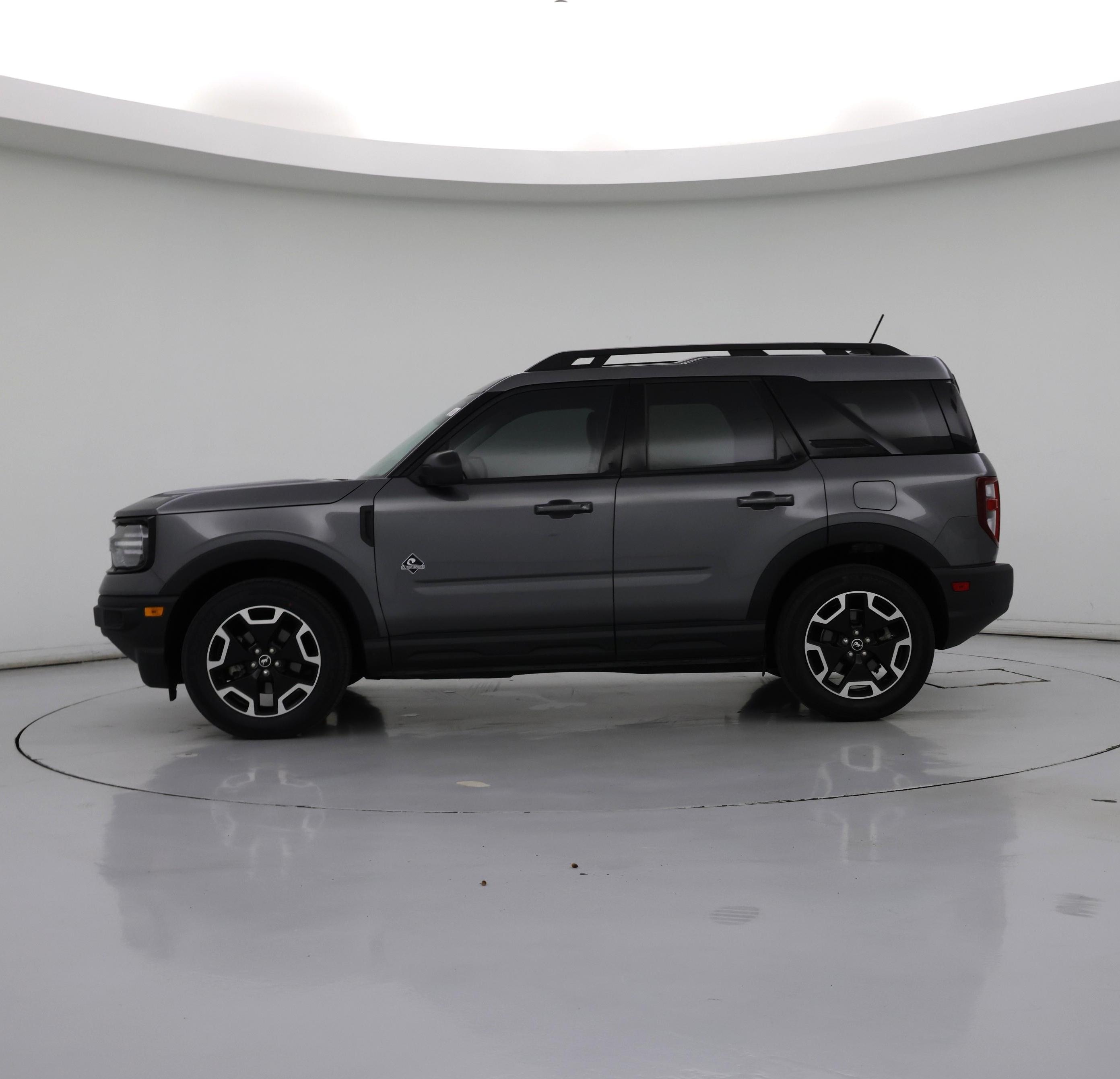 Thumbnail: 2023 Ford Bronco Sport - 3